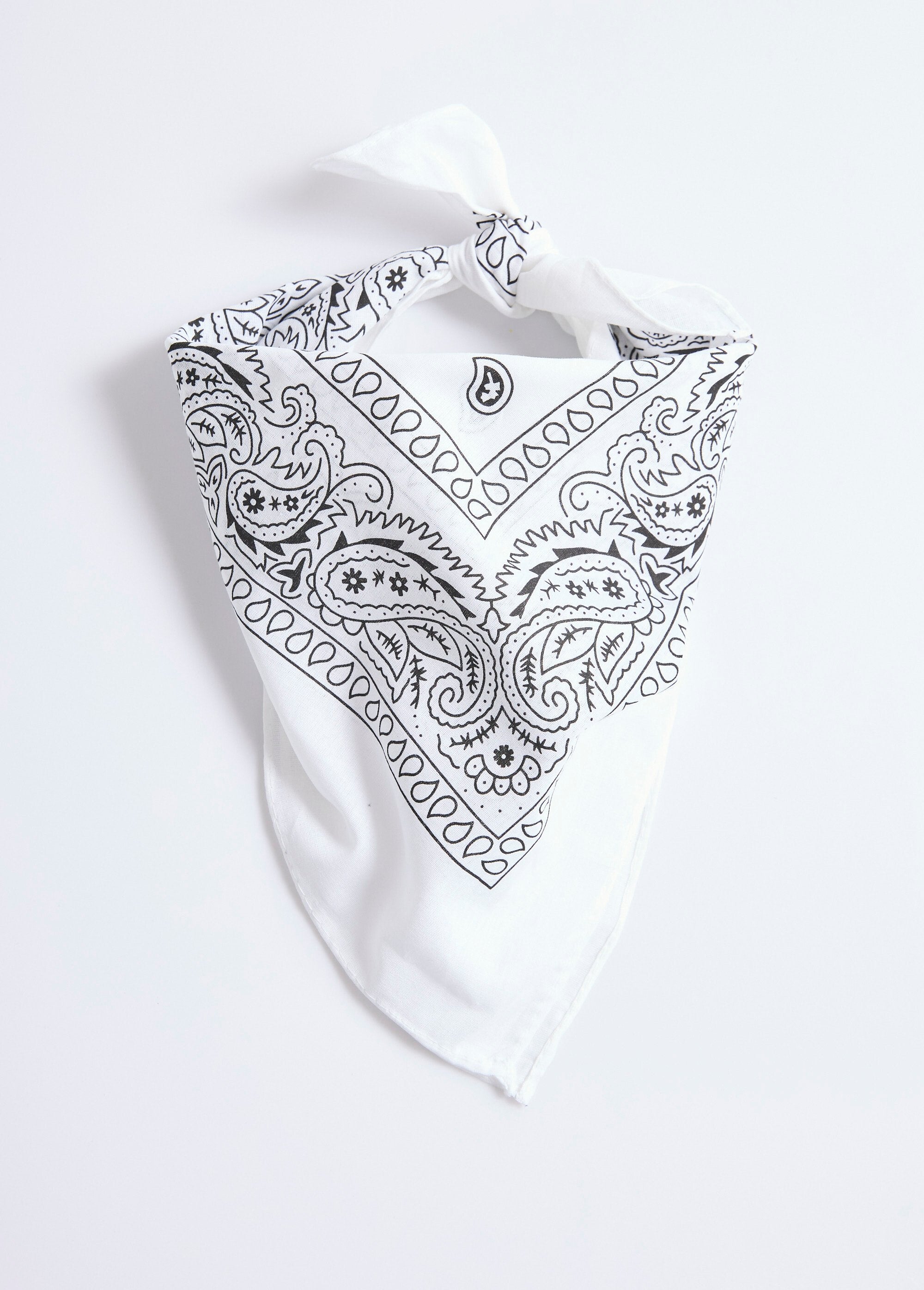 Vierkante_bandana_sjaal_Blanc_FA1_slim
