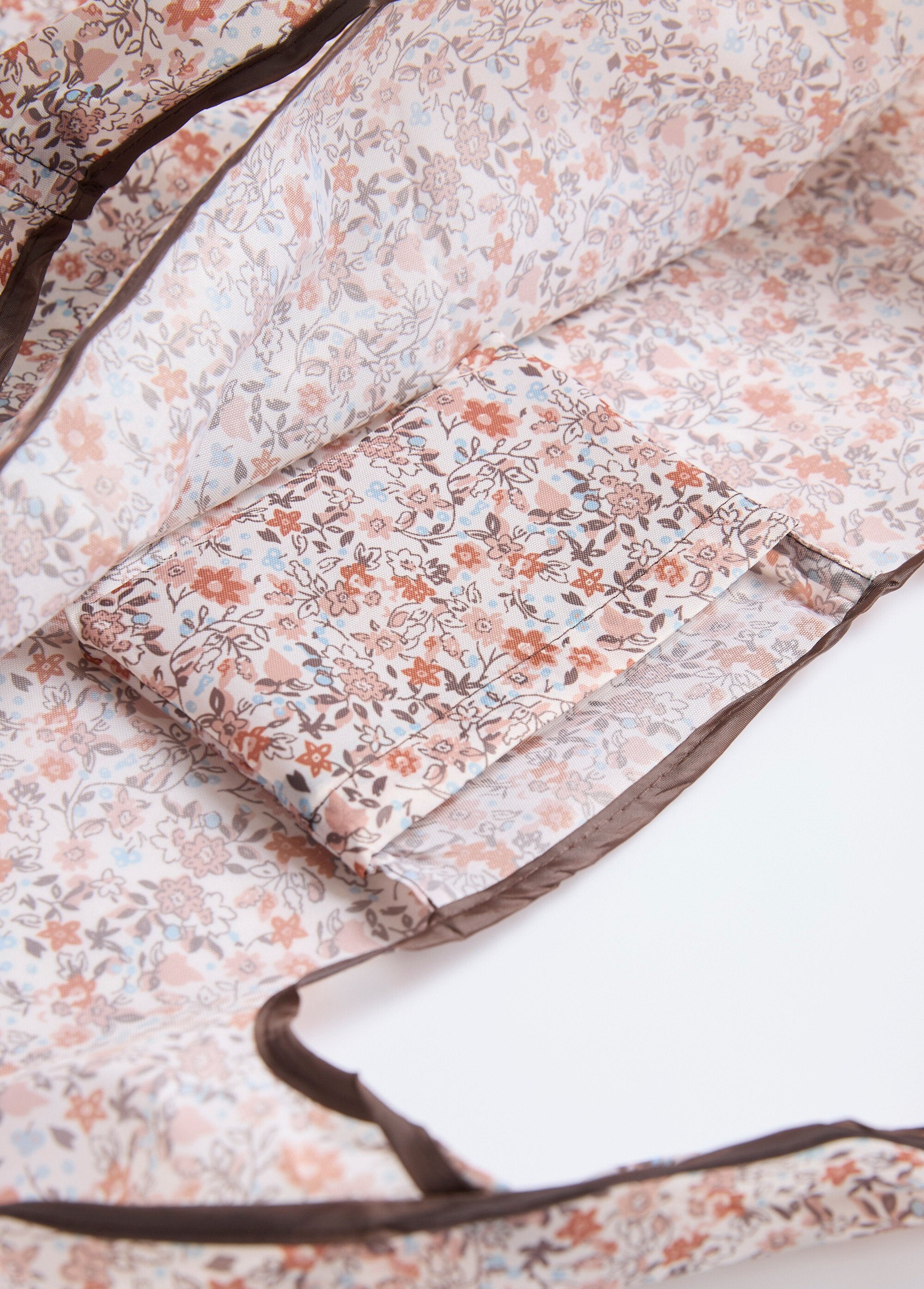 Opvouwbare_boodschappentas,_kleine_bloemen_Ecru_DE2_slim