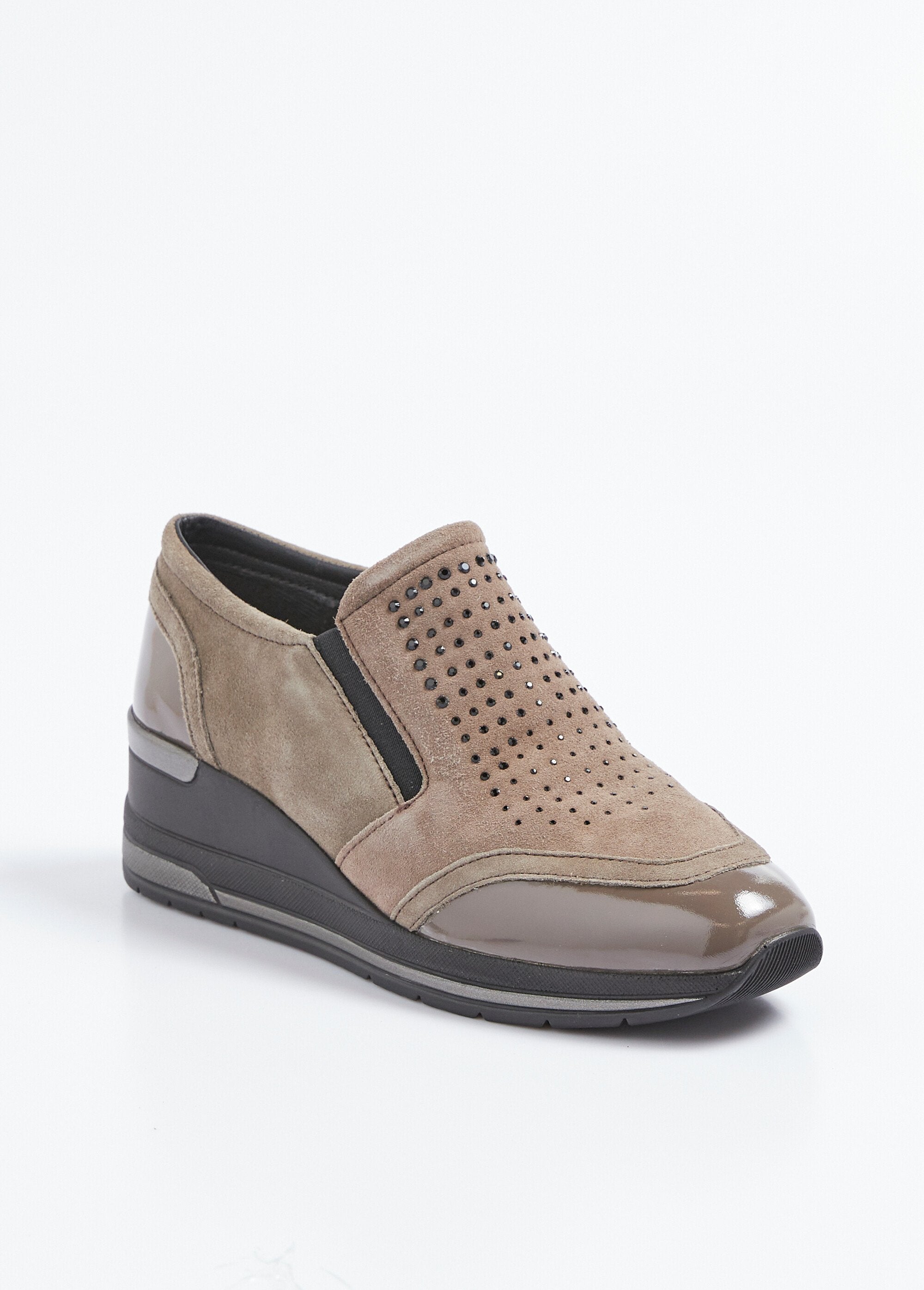 Sleehakken,_suède_en_lakleer_Taupe_FA1_slim