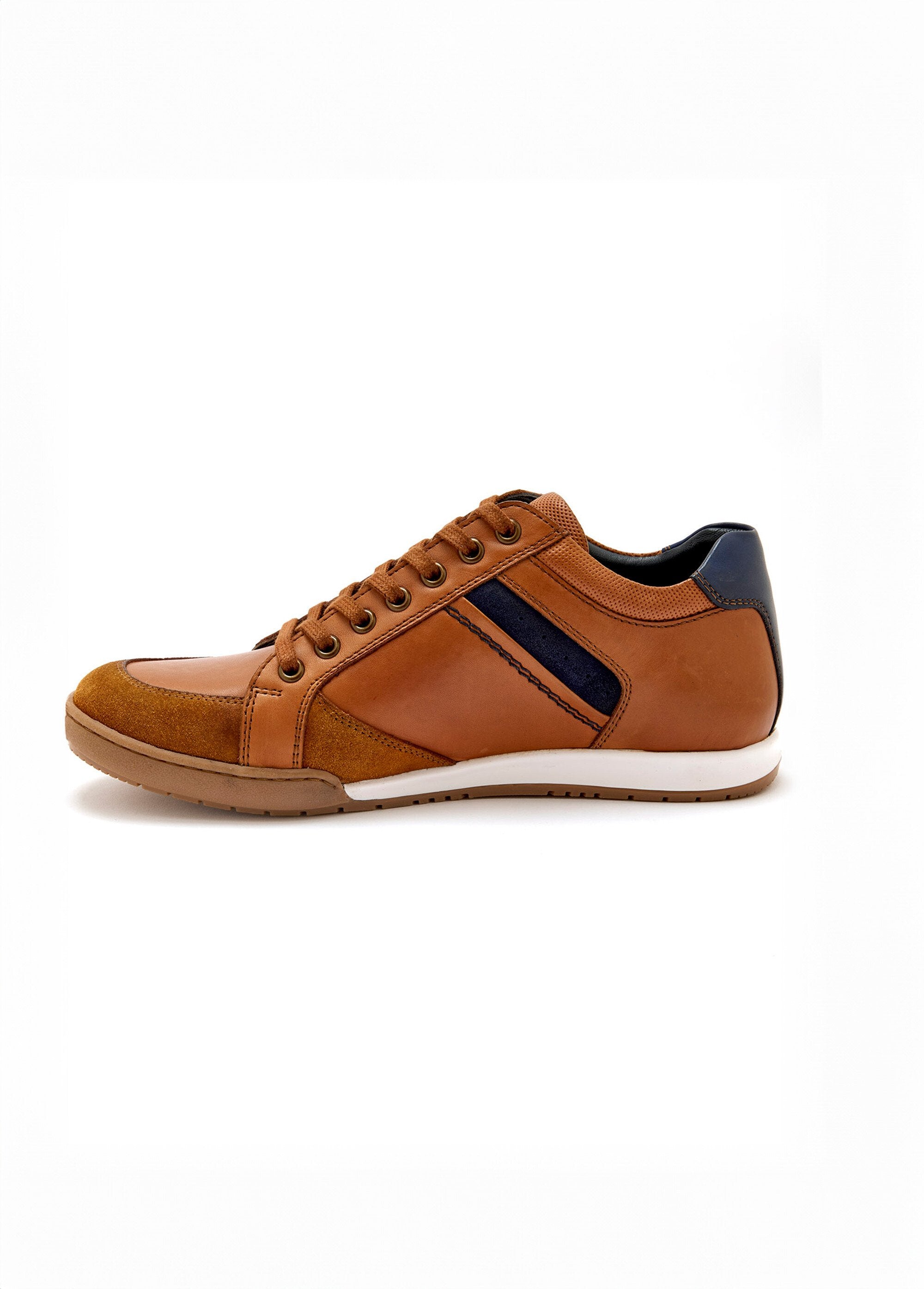 Leren_sportschoenen_met_veters_en_ritssluiting_Marron_GA1_slim