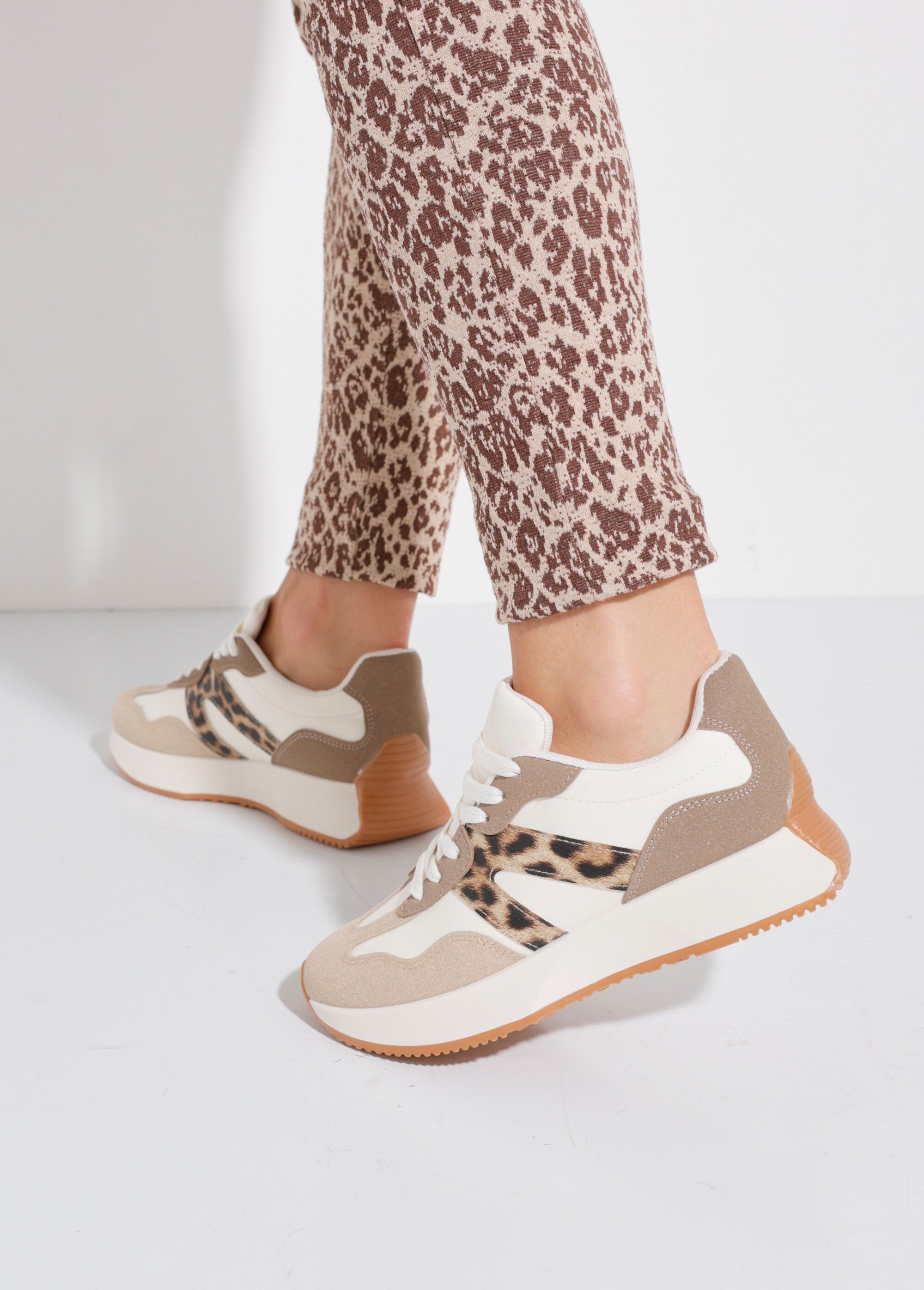 Jogger_sportschoenen_Leopard_SF1_slim