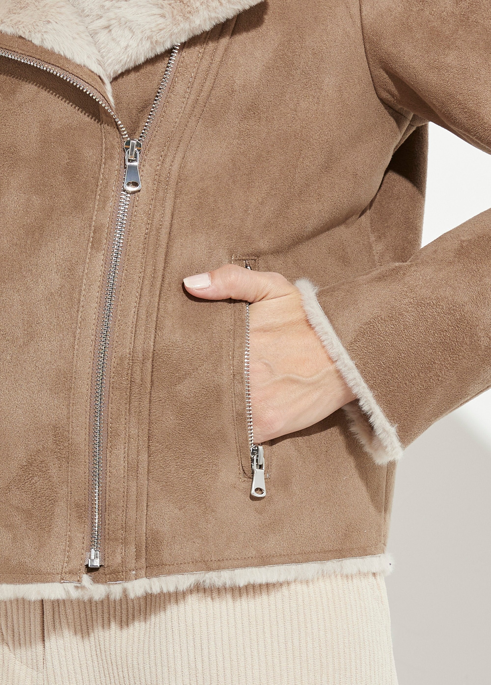 Jas_met_rits_in_een_wollige_look_Taupe_DE3_slim