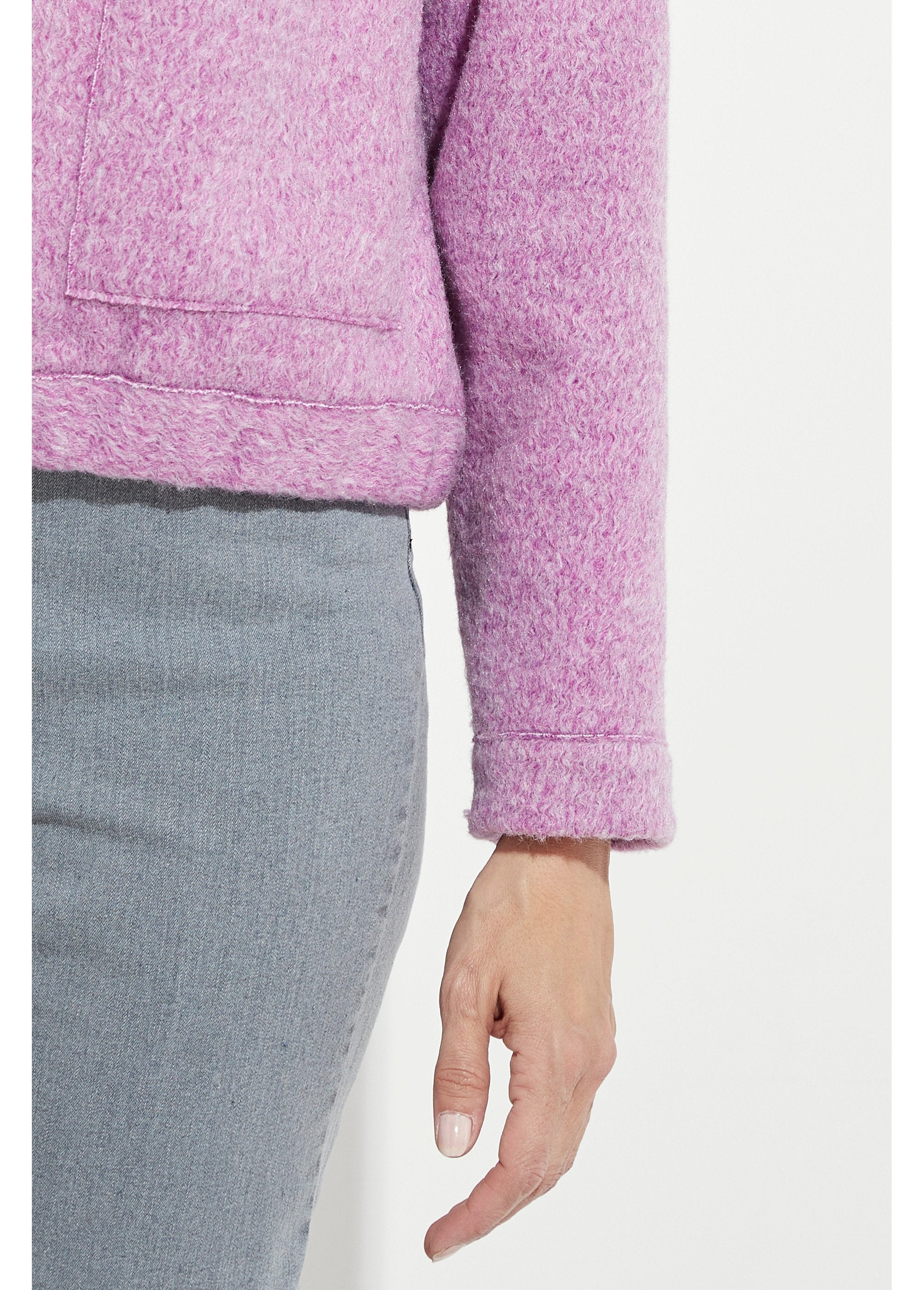 Jasje_met_rits_in_effen_boucléstof_Parme_DE3_slim