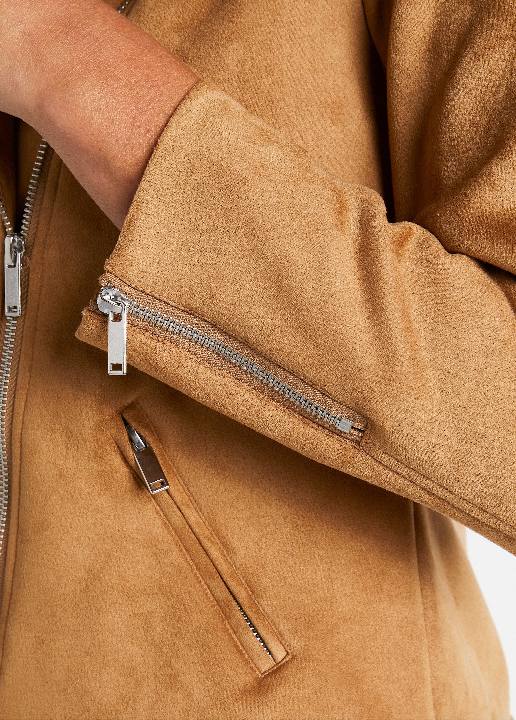 Blouson_zippé_court_tissu_suédé_Camel_DE3_slim
