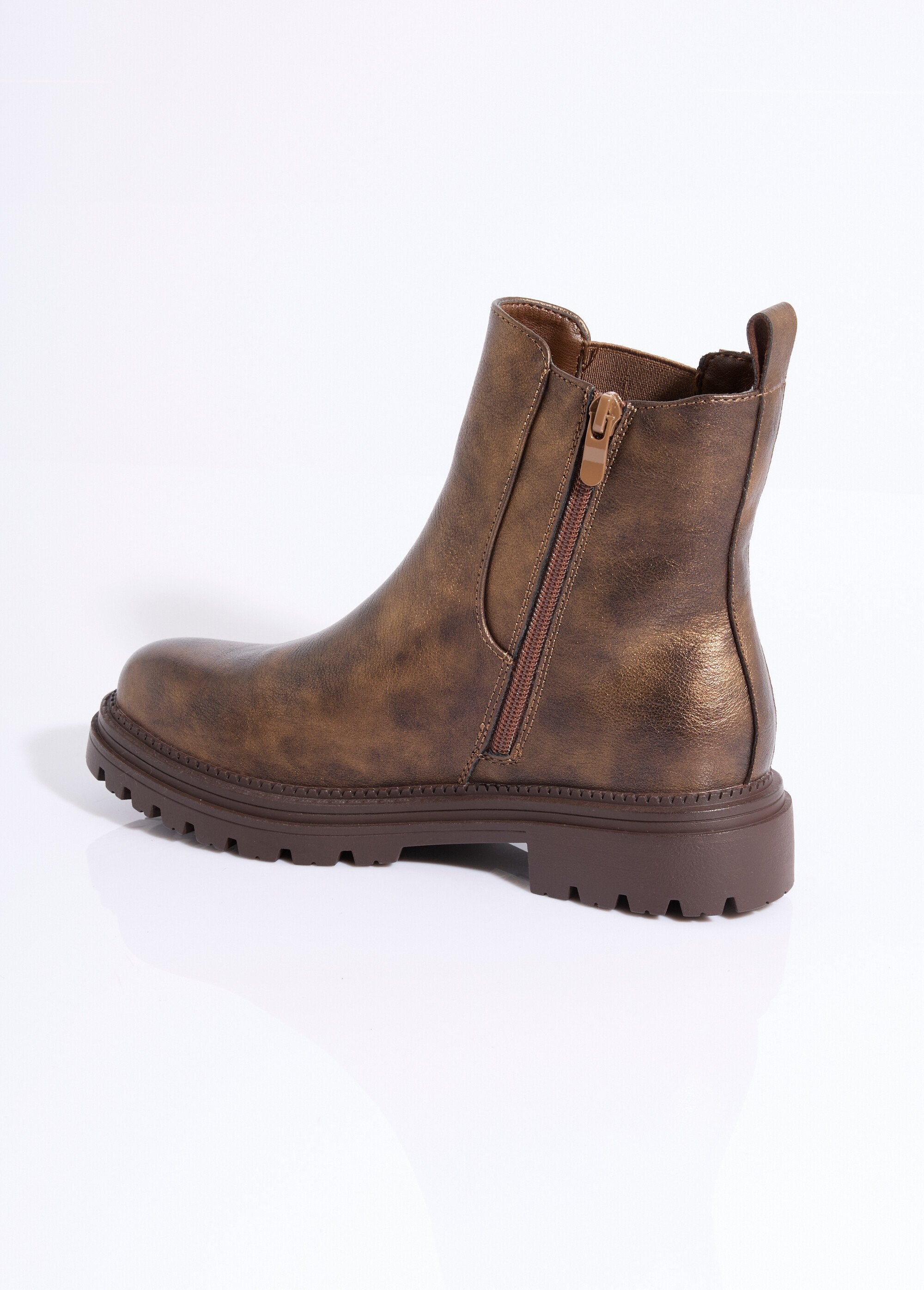 Boots_Chelsea_crantées_détails_matières_Bronze_DO1_slim
