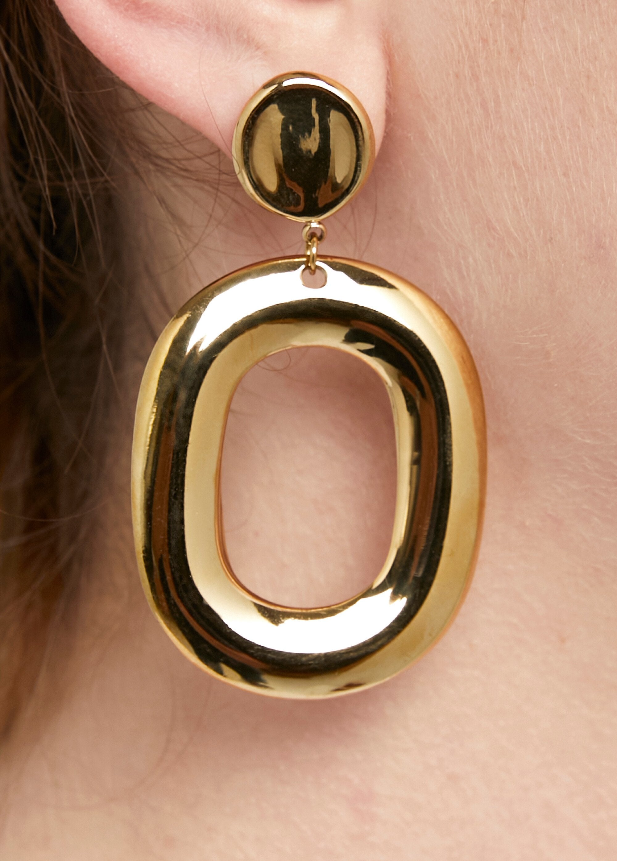 Holle_ovale_hanger_oorbellen_Dore_FA2_slim
