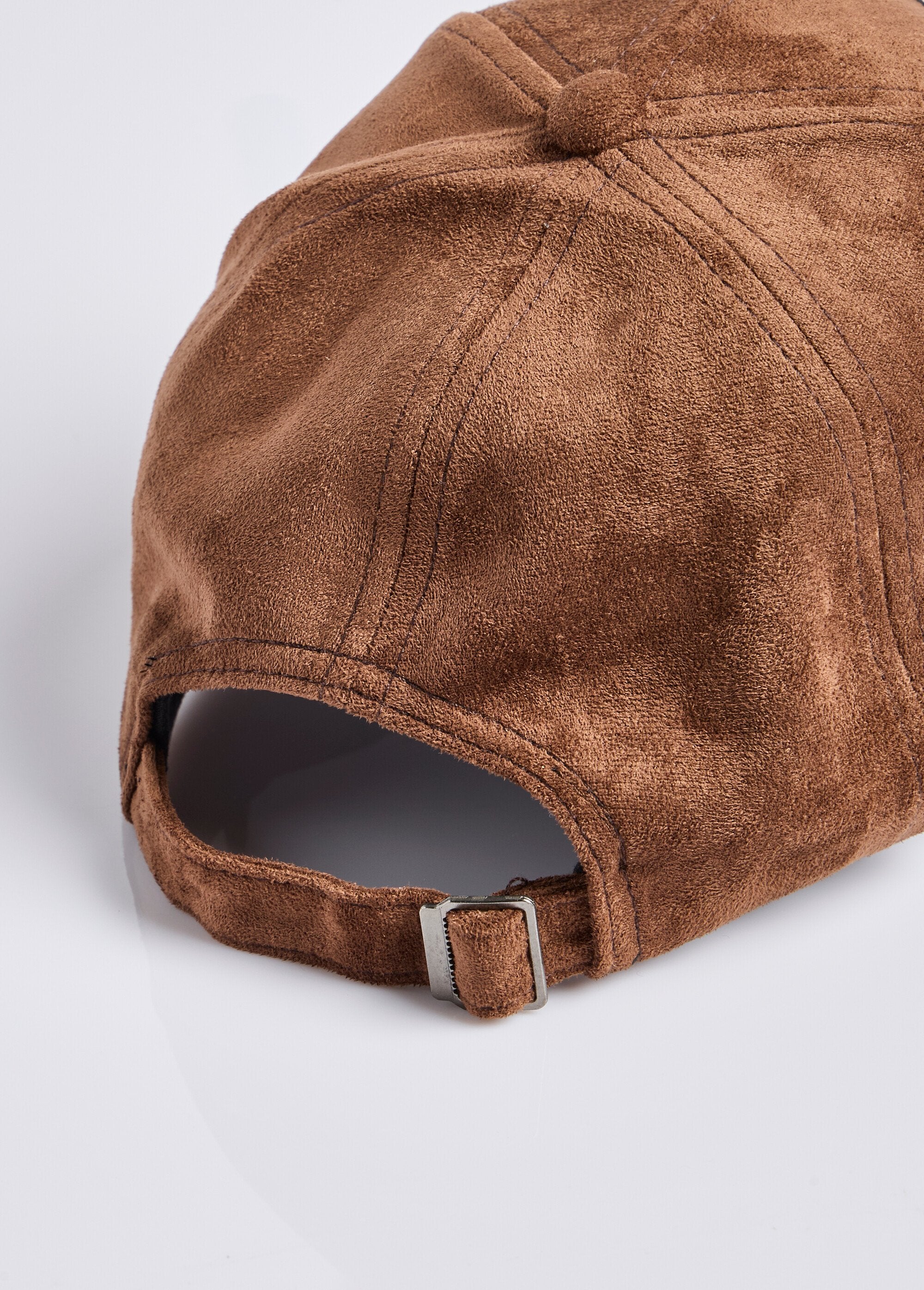Casquette_en_simili_daim,_détail_léopard_Marron_DE1_slim