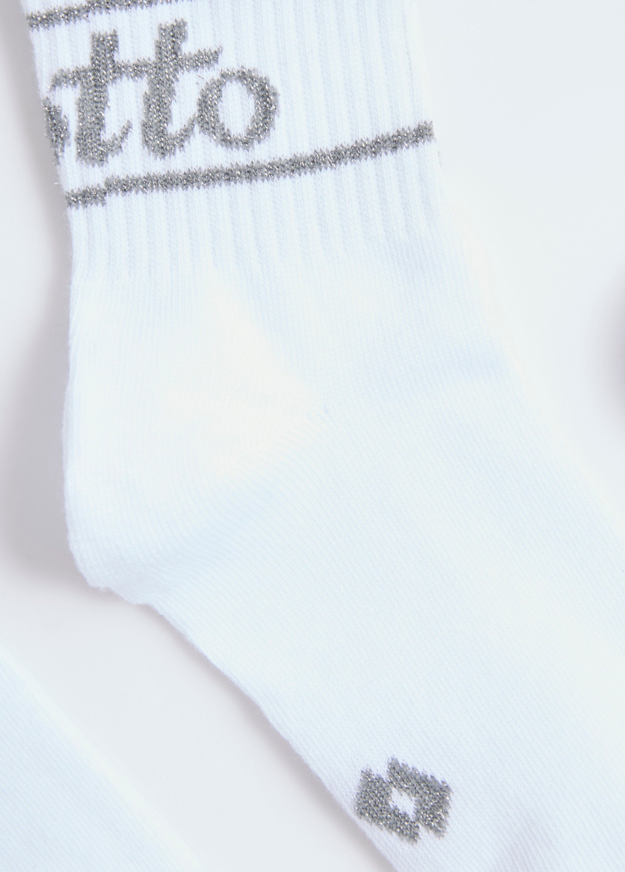 Bijpassende_metallic_sportsokken_Blanc_DE3_slim
