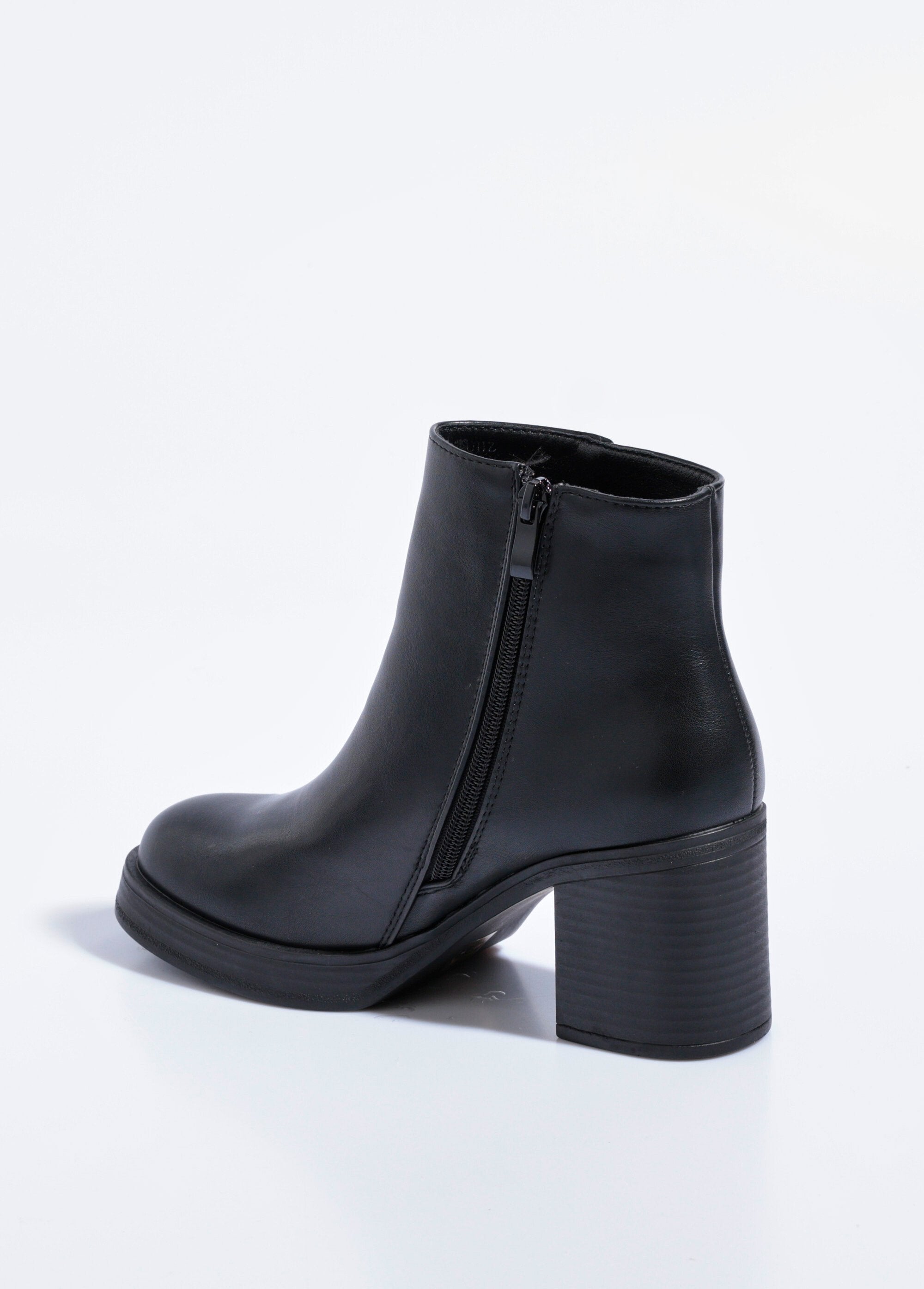 Boots_à_talon_bout_rond,_semelle_épaisse_Noir_DO1_slim