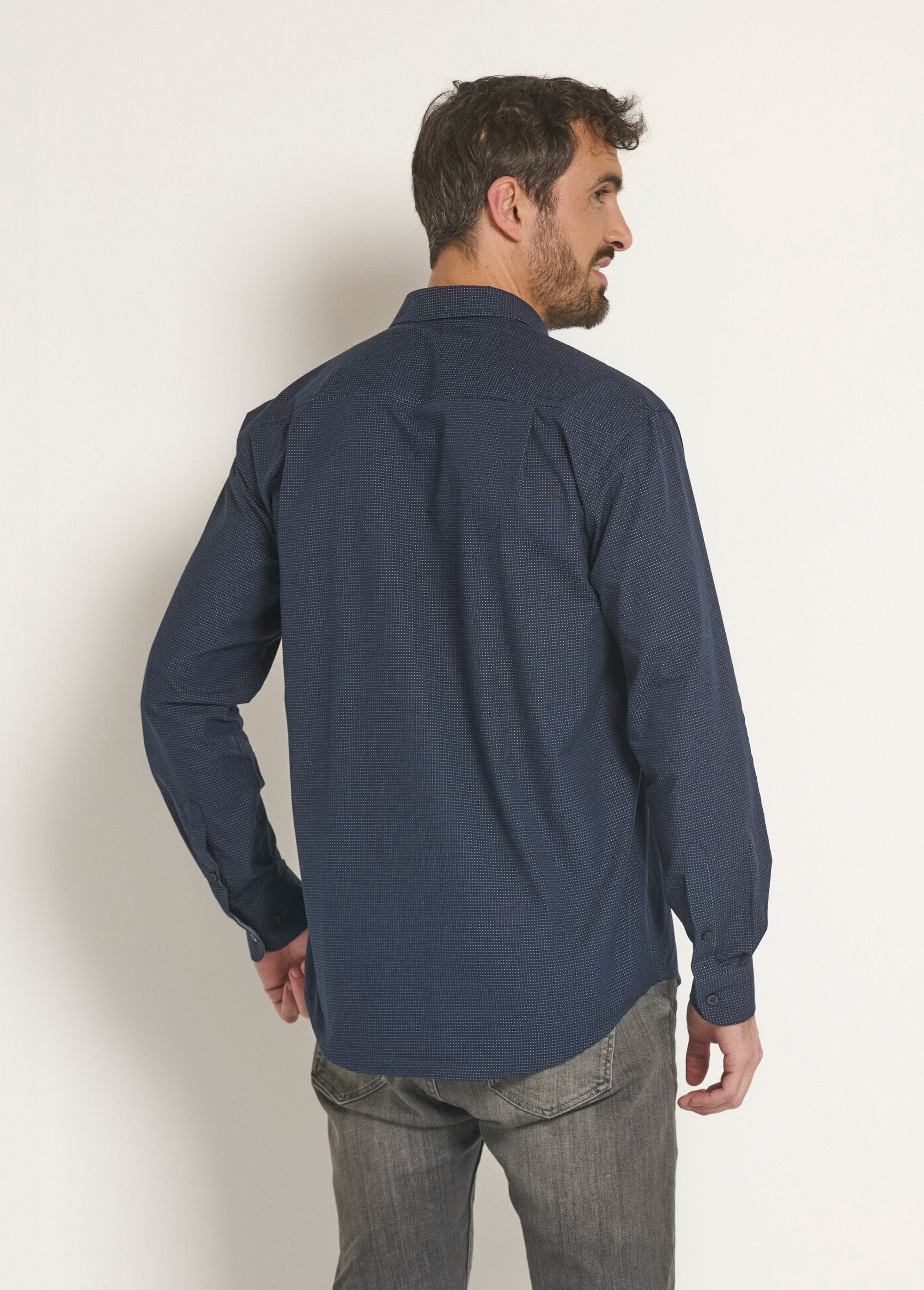 Chemise_foncée_coton_détails_contrastants_Bleu_marine_DO1_slim