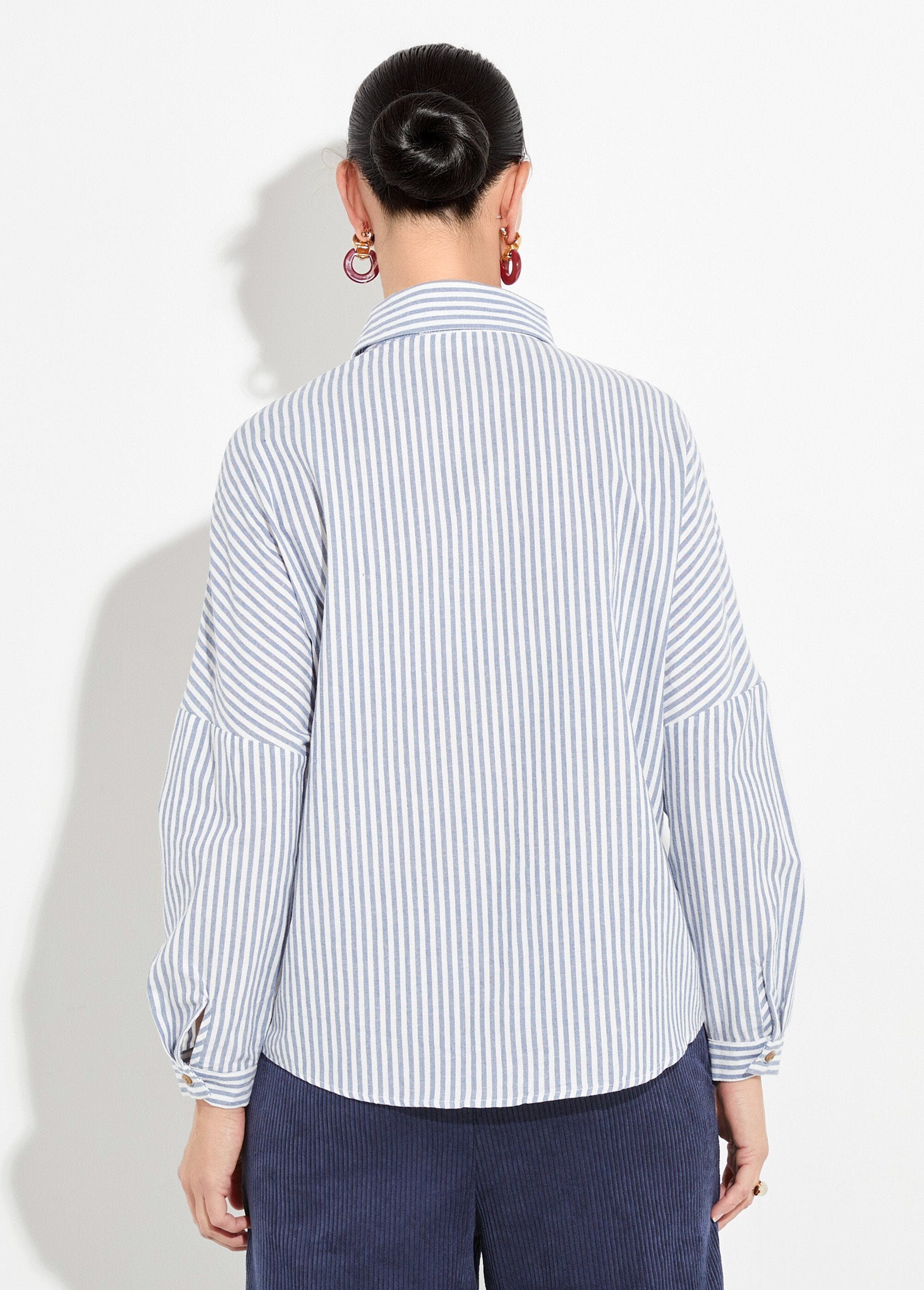 Striped_blouse,_dropped_shoulders_Blue_stripe_DO1_slim