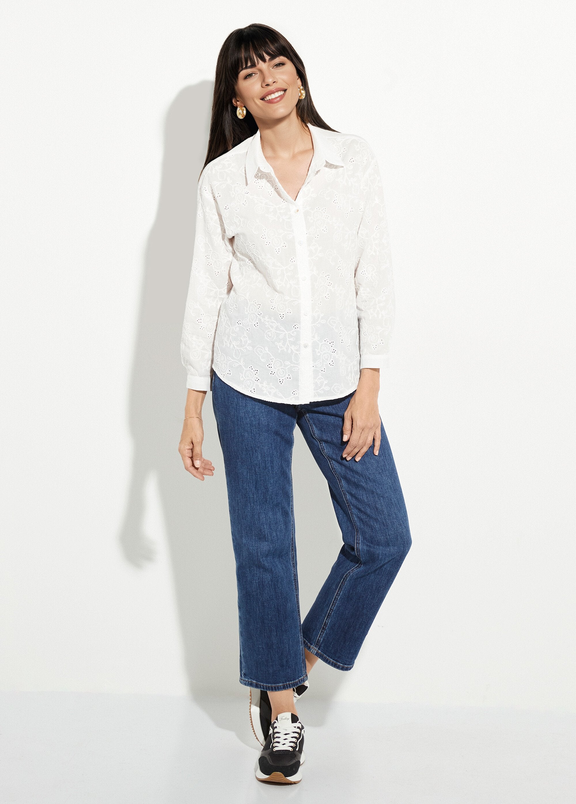 Chemisier_coton_rebrodé,_motif_fleuri_Blanc_SF1_slim