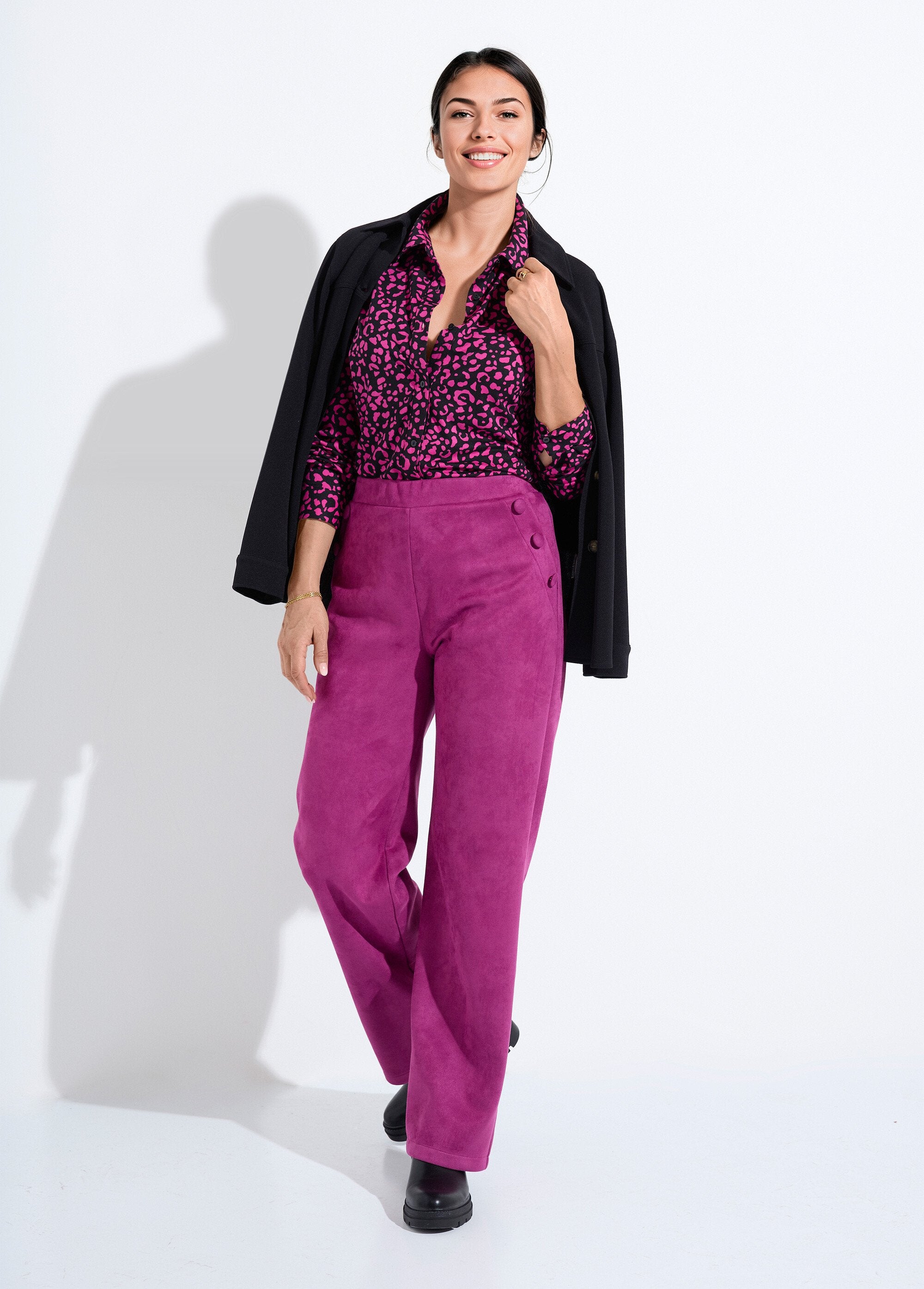 Warme_gebreide_blouse_met_dierenprint_Noir_et_fuchsia_SF1_slim