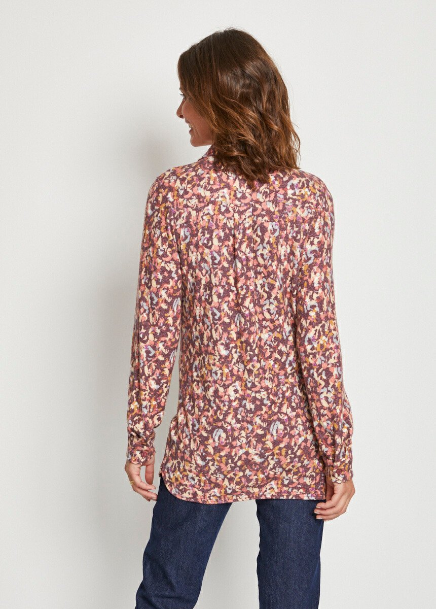 Bedrukte_warm_gebreide_blouse_Fond_bordeaux_DO1_slim