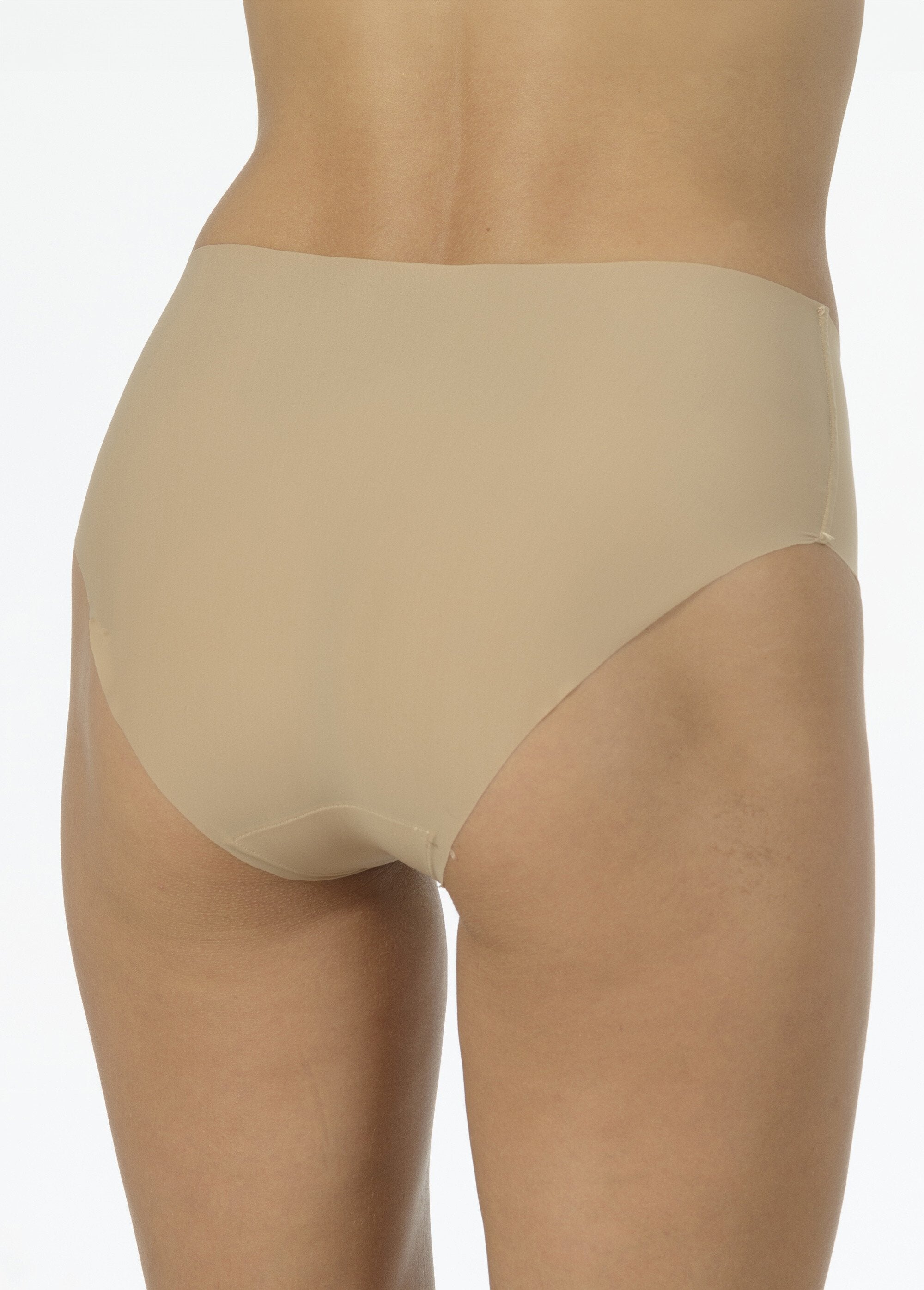 Onzichtbare_naadloze_onderbroek_Nude_lot2_DO1_slim