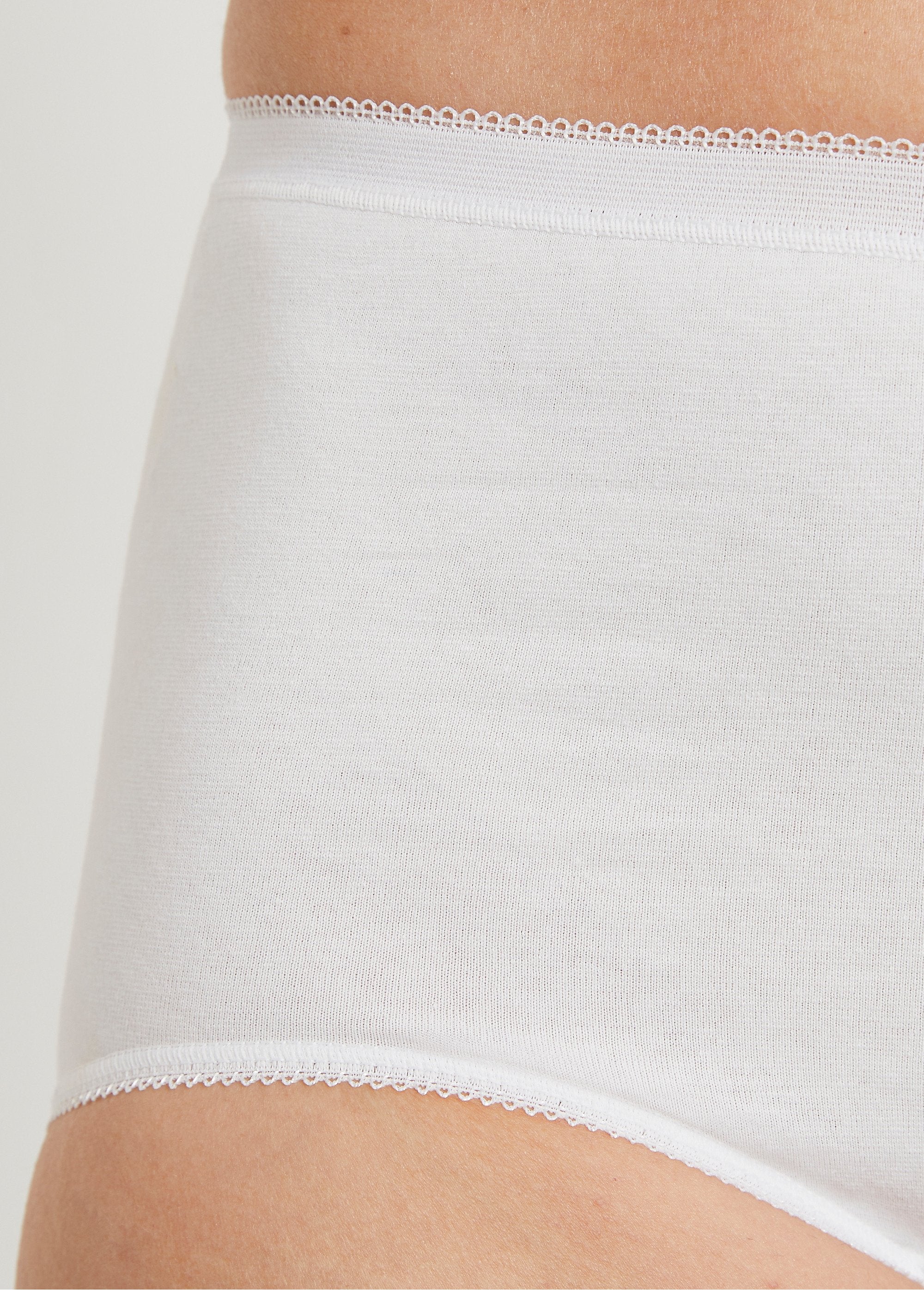 Culotte_taille_haute_galbante_Blanc_DE1_slim
