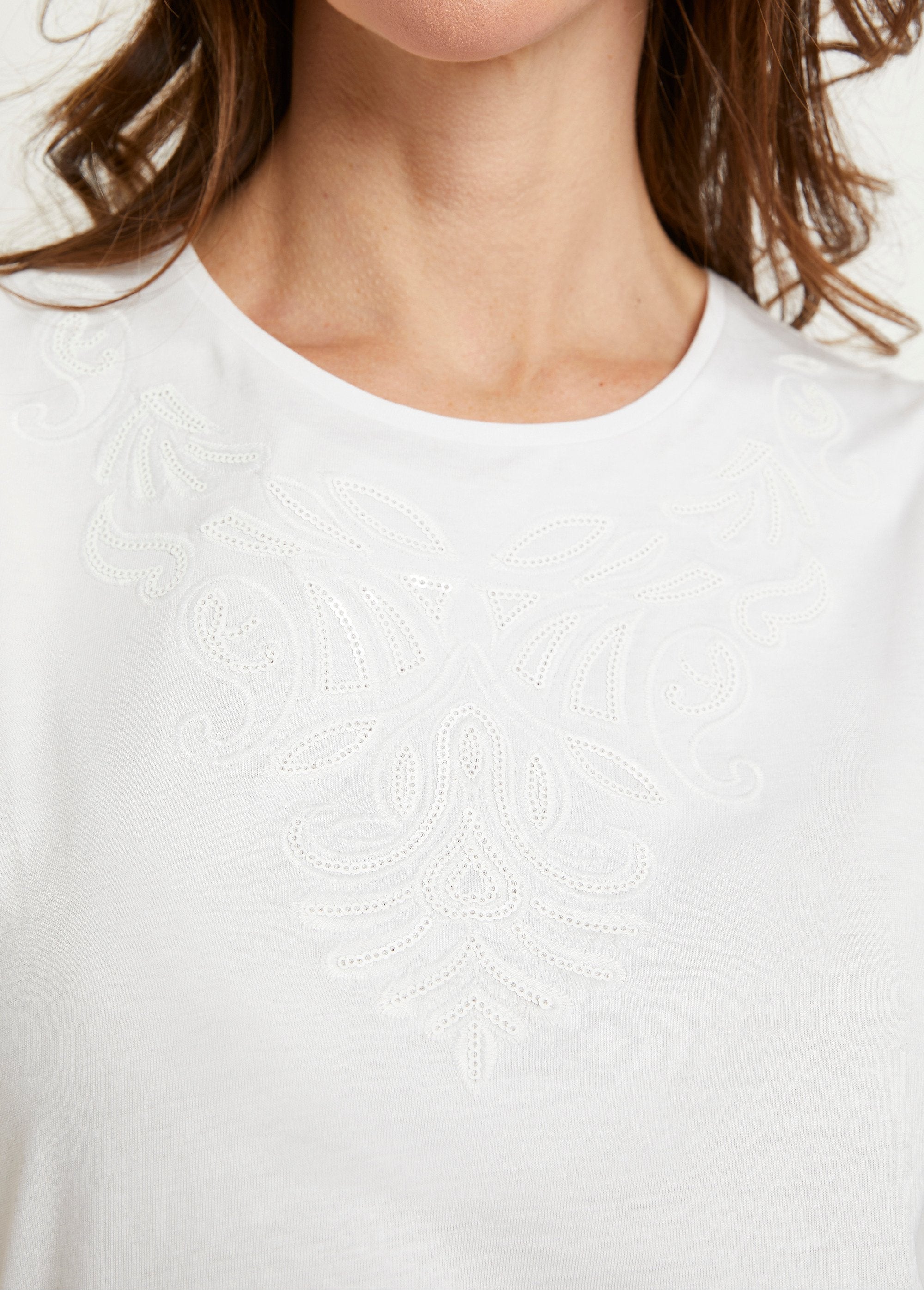 Débardeur_uni_court_brodé_sequins_Blanc_DE2_slim