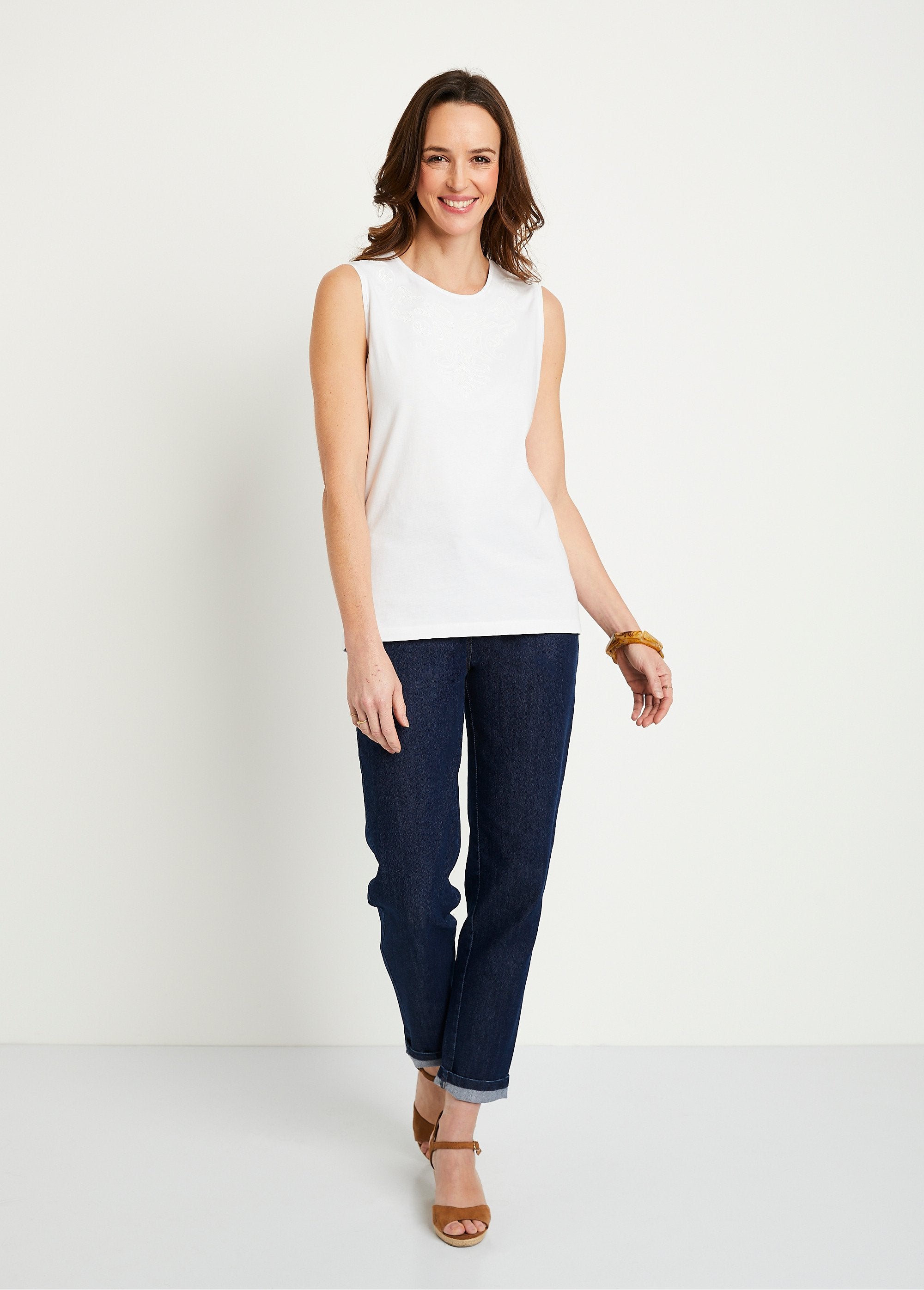 Débardeur_uni_court_brodé_sequins_Blanc_SF1_slim
