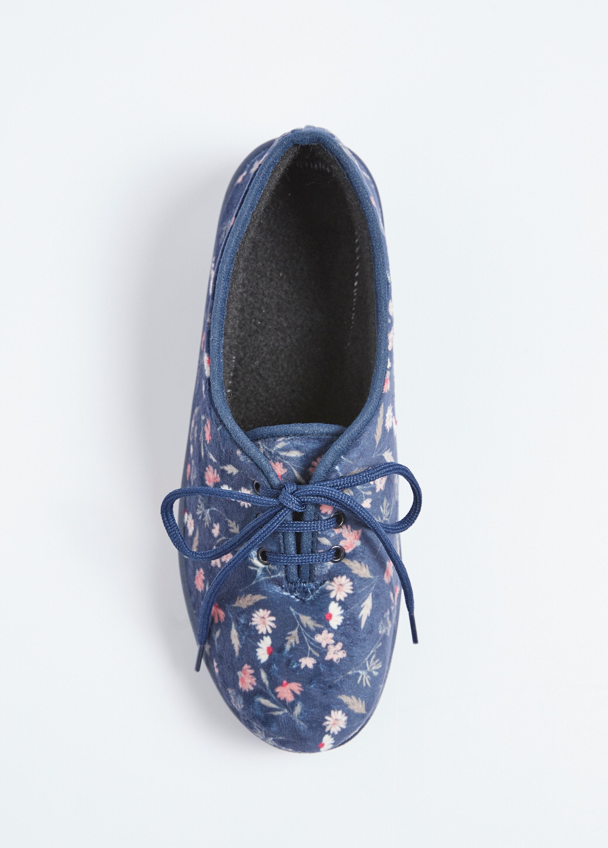 Casual_derbies_met_veter_Marine_OV1_slim