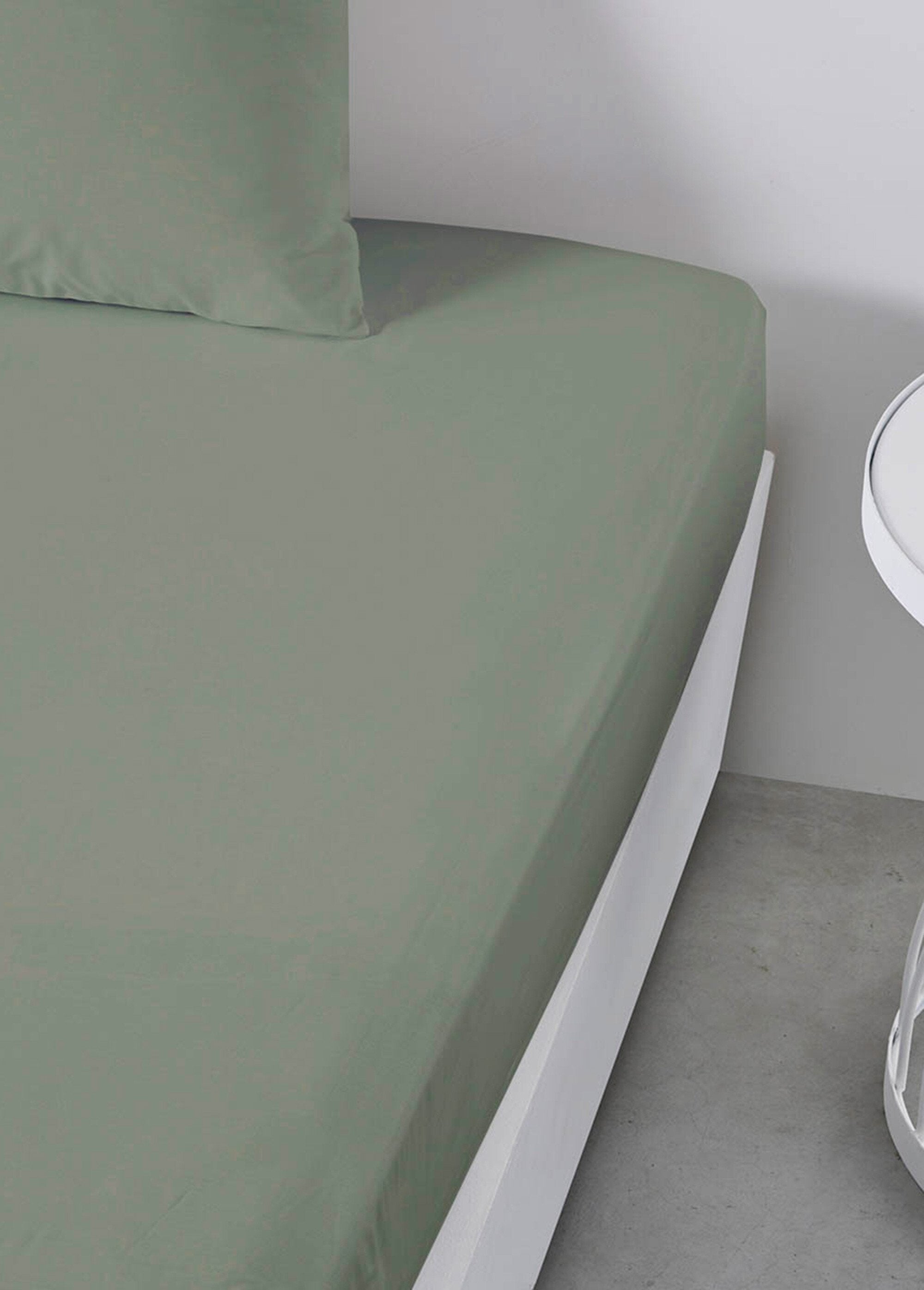 Topkwaliteit_hoeslaken_van_puur_katoen_Sauge_DE1_slim