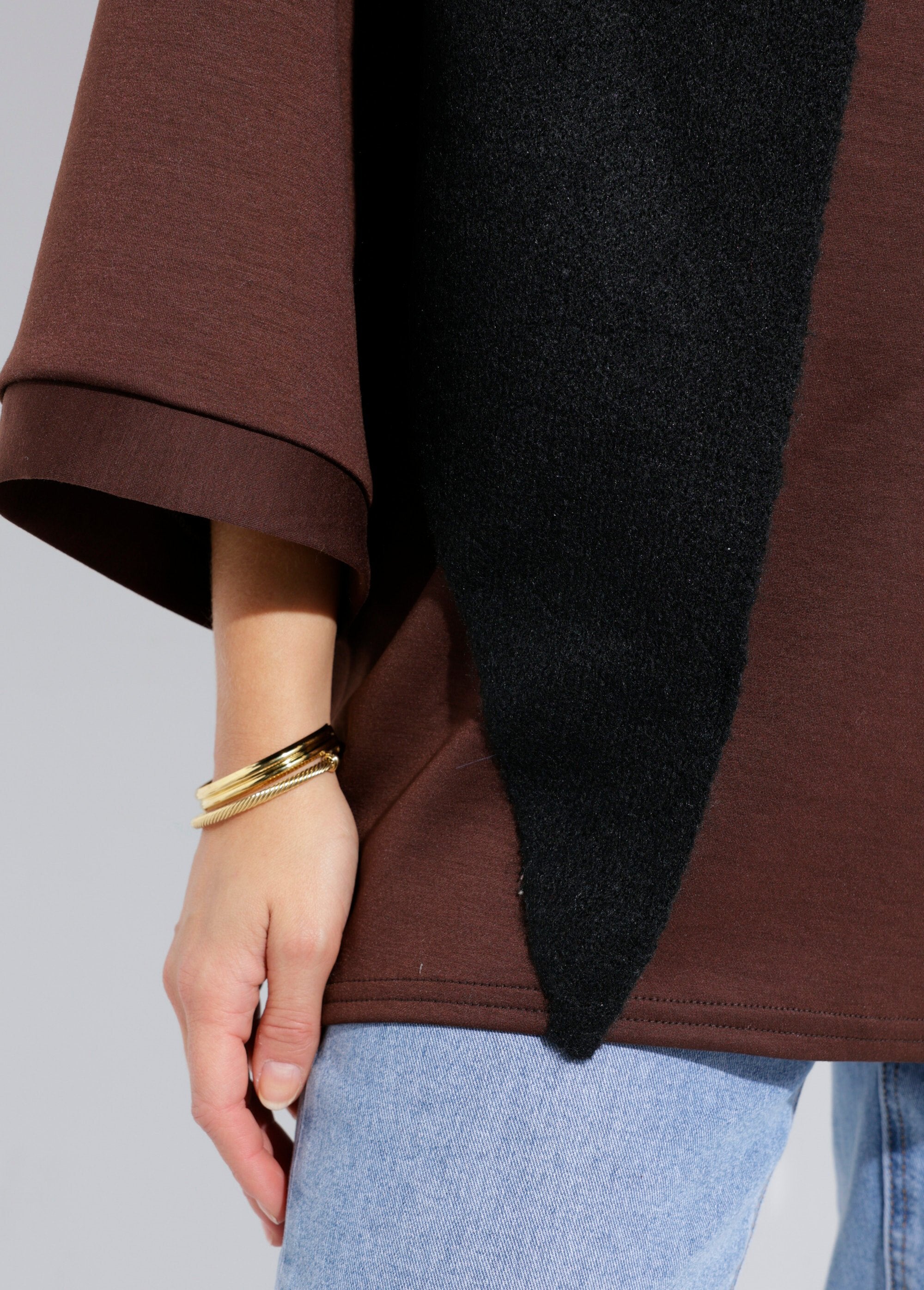 Echarpe_triangle_chaude,_maille_laine_Noir_DE1_slim