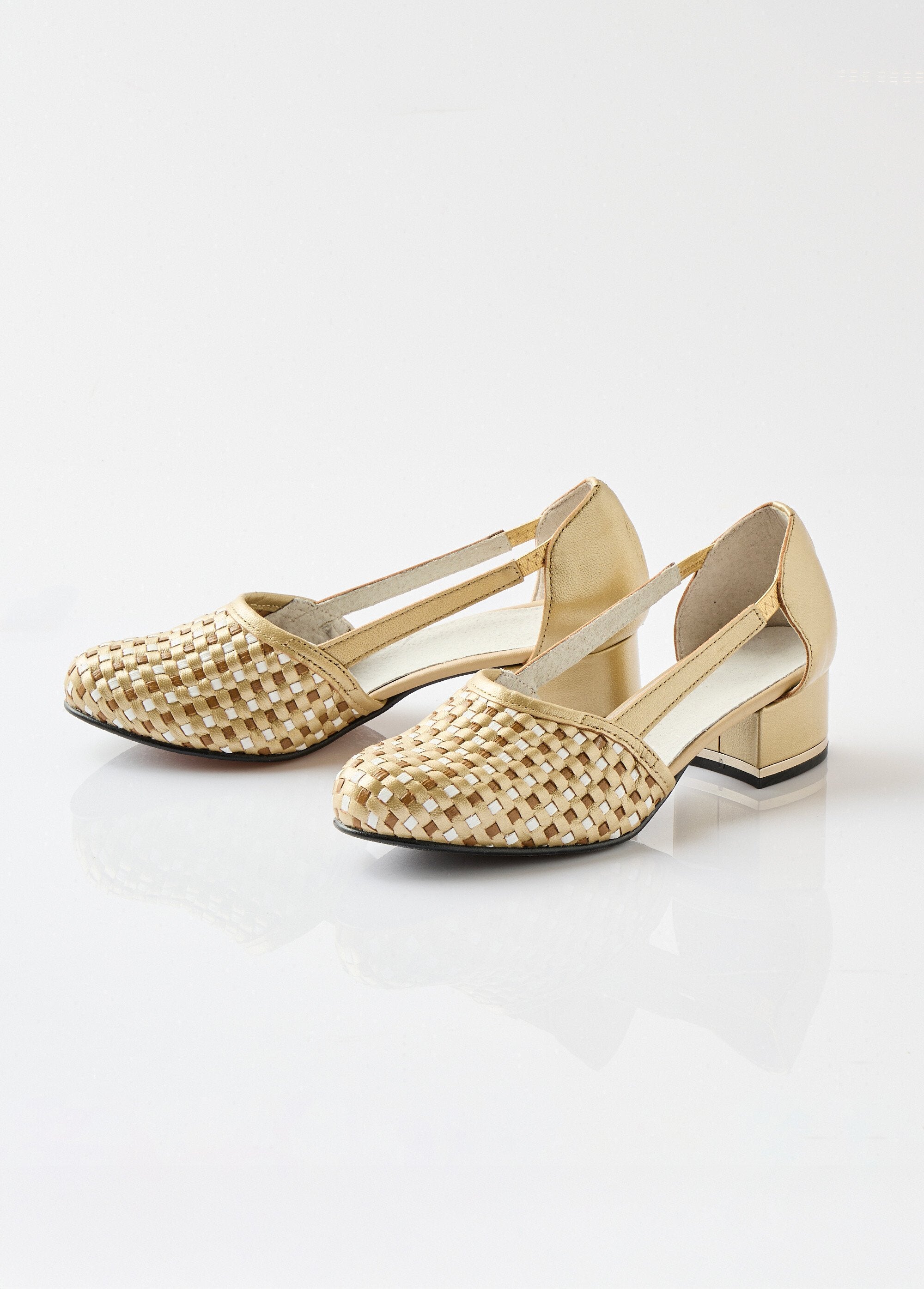 Escarpins_à_talon_cuir_Beige_et_blanc_DE1_slim