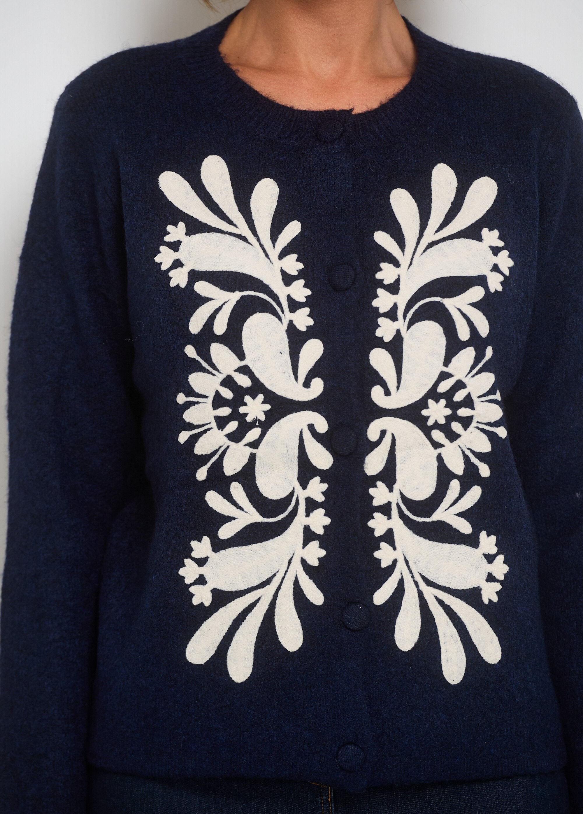 Gilet_chaud_motifs_fantaisie_appliqués_Marine_DE1_slim