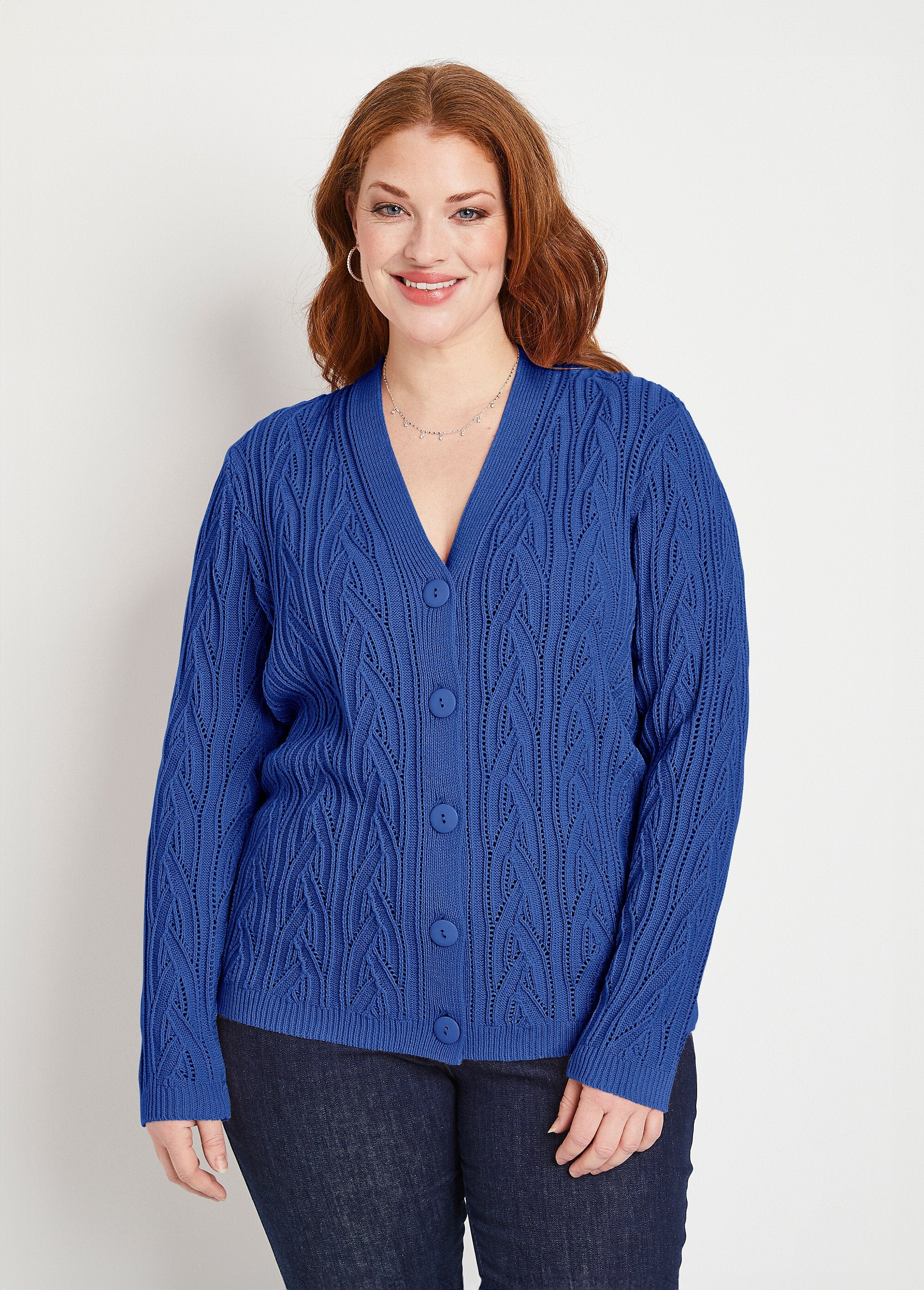 Kort_opengewerkt_vest_met_knopen_BLAUW_FA1_curvy