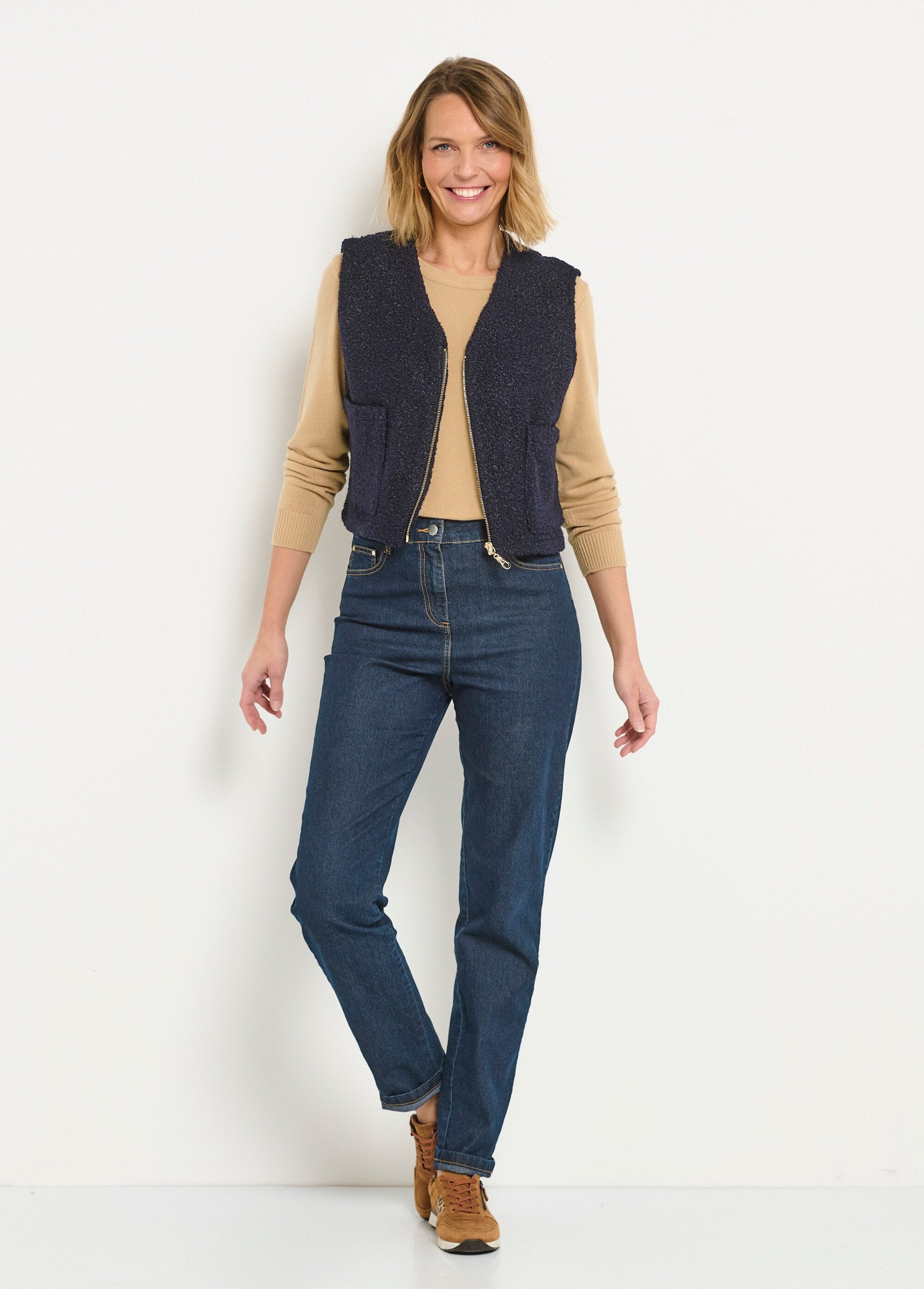Mouwloos_vest_met_rits_en_wollen_touch_Marine_SF1_slim