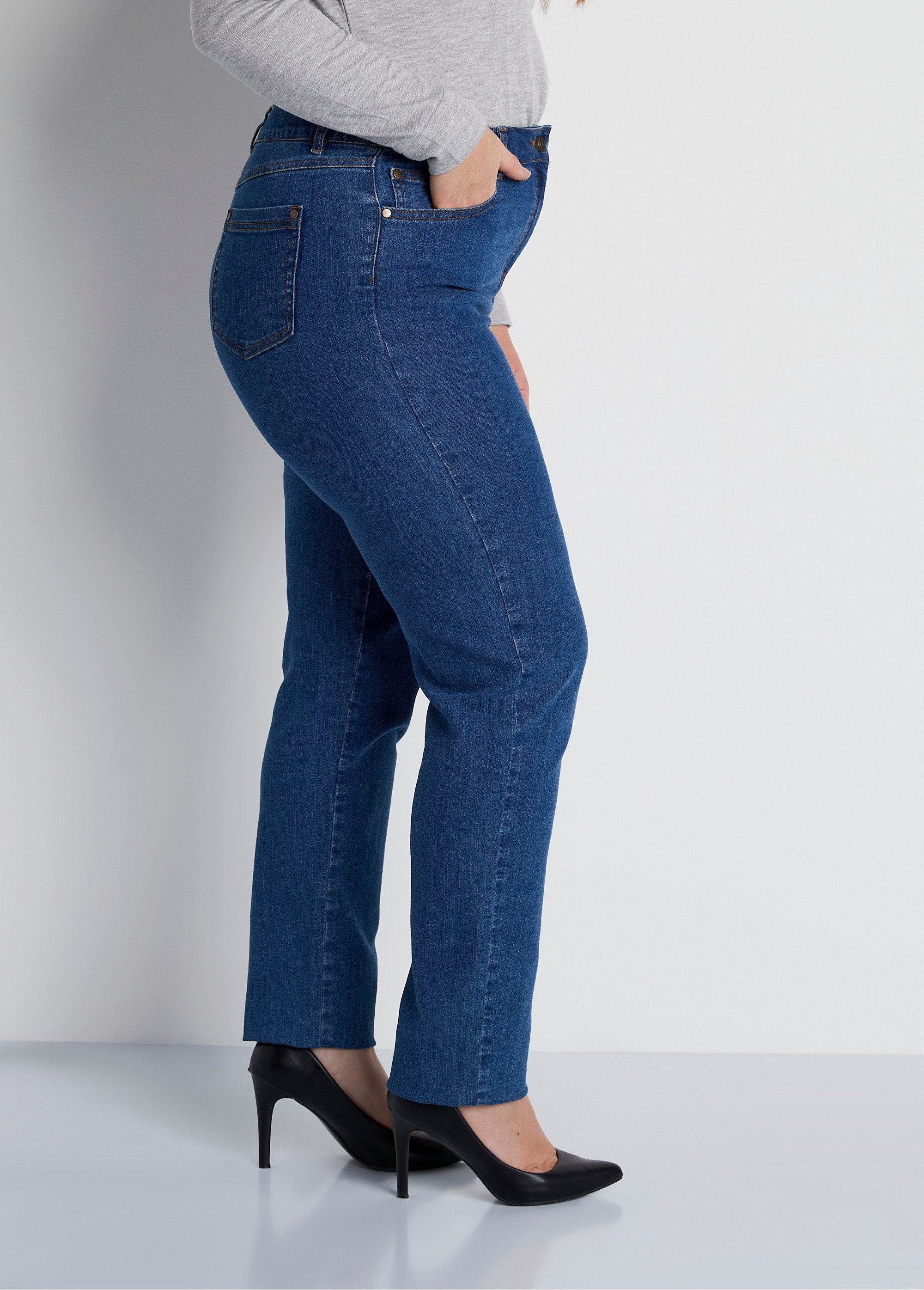 Jean_5_poches_ceinture_extensible_coton_stretch_Bleu_DR1_curvy