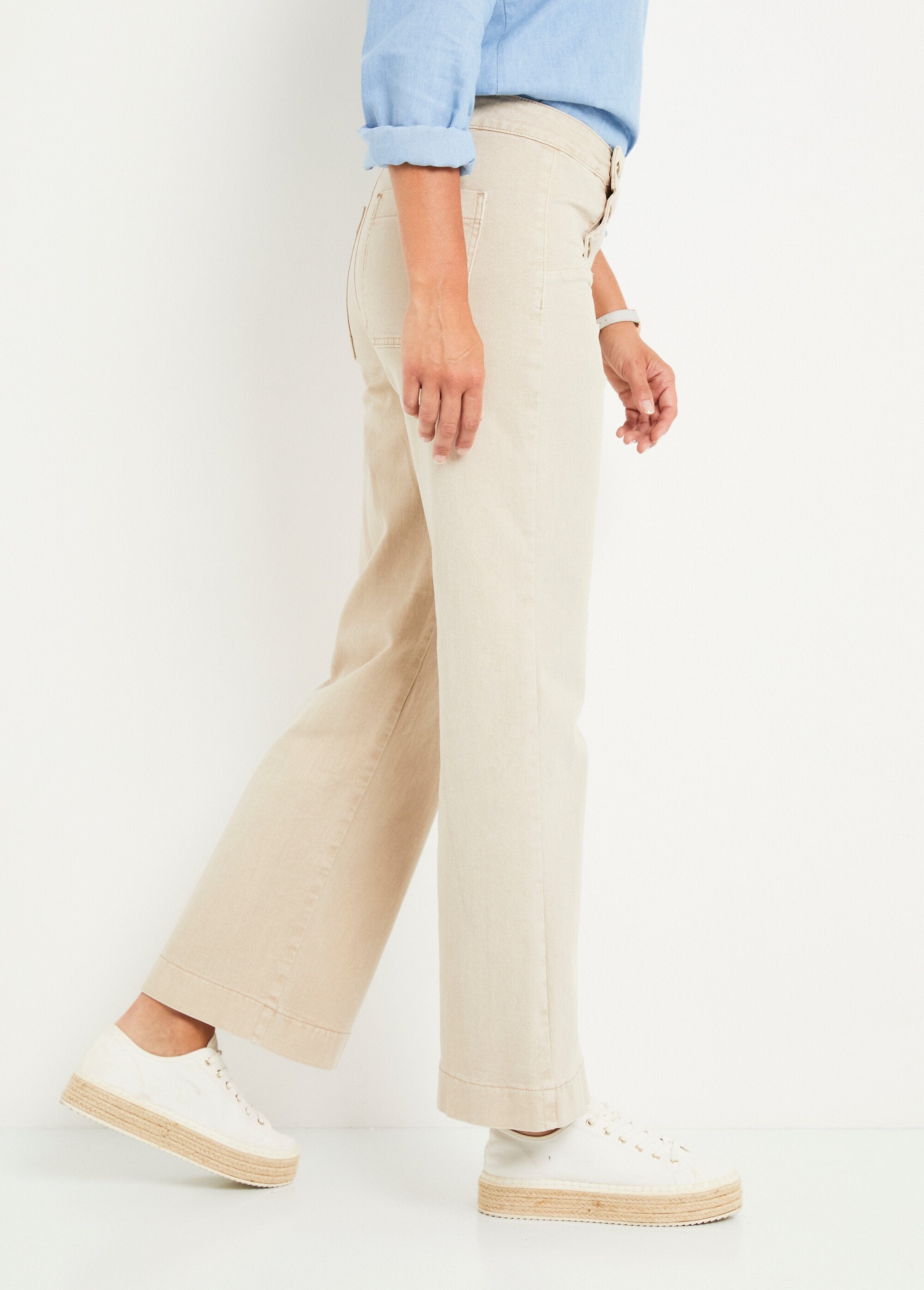 Stretch_flare_jeans_met_brugeffect_in_de_taille_Ecru_DR1_slim