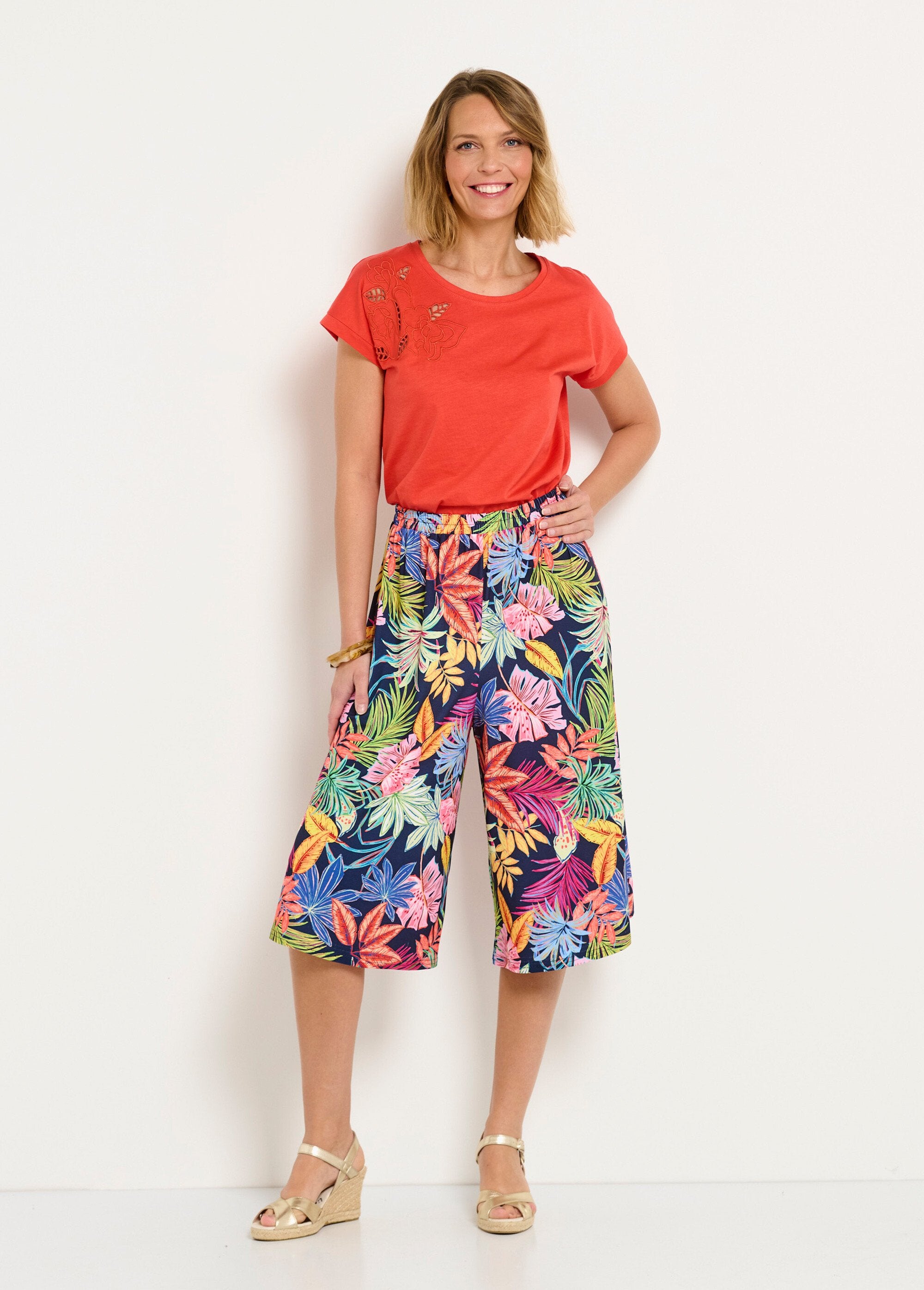 Jupe-culotte_taille_élastiquée_imprimé_feuilles_Marine_et_rose_SF1_slim