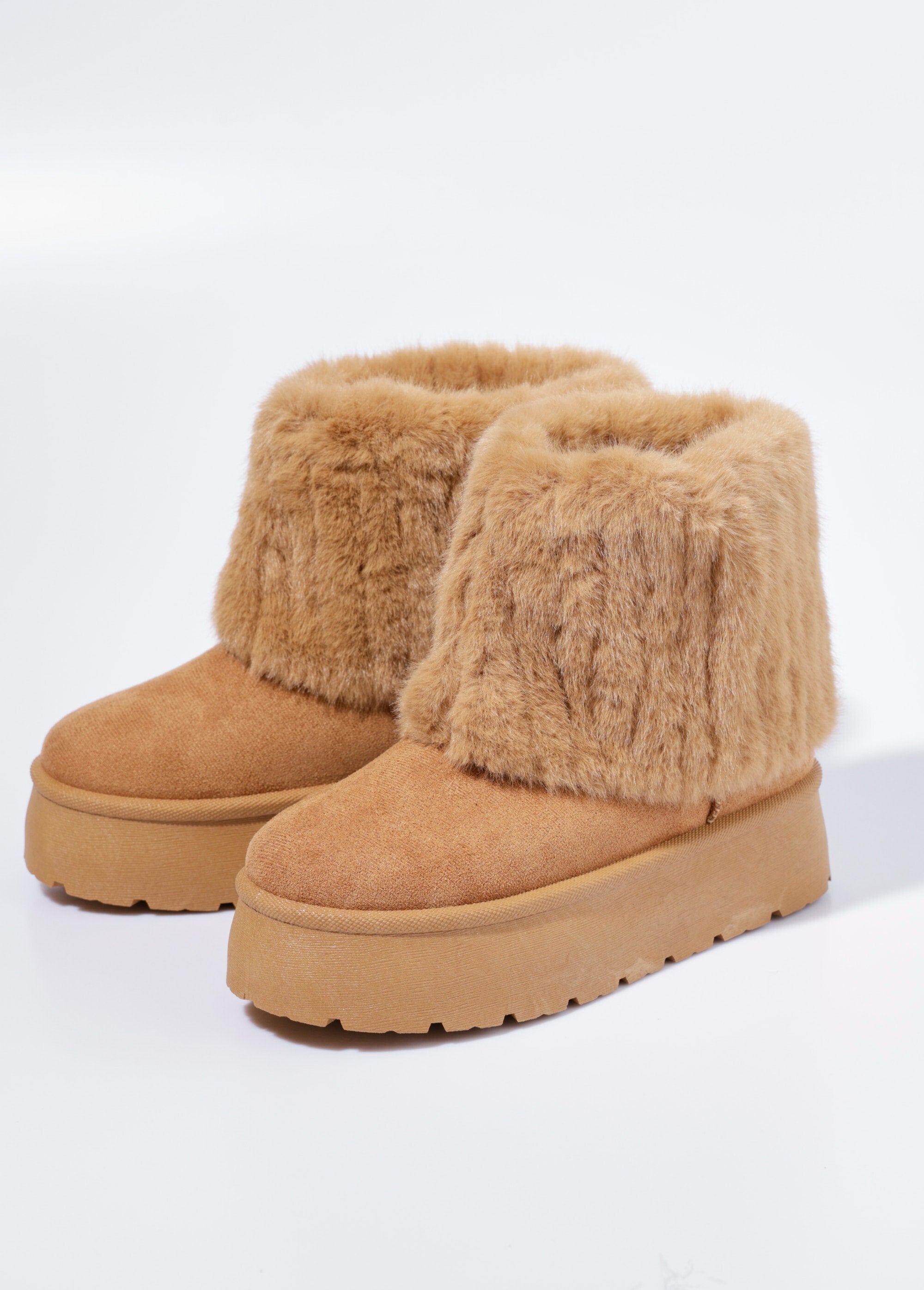 Boots_compensées_fausse_fourrure_Camel_DE1_slim