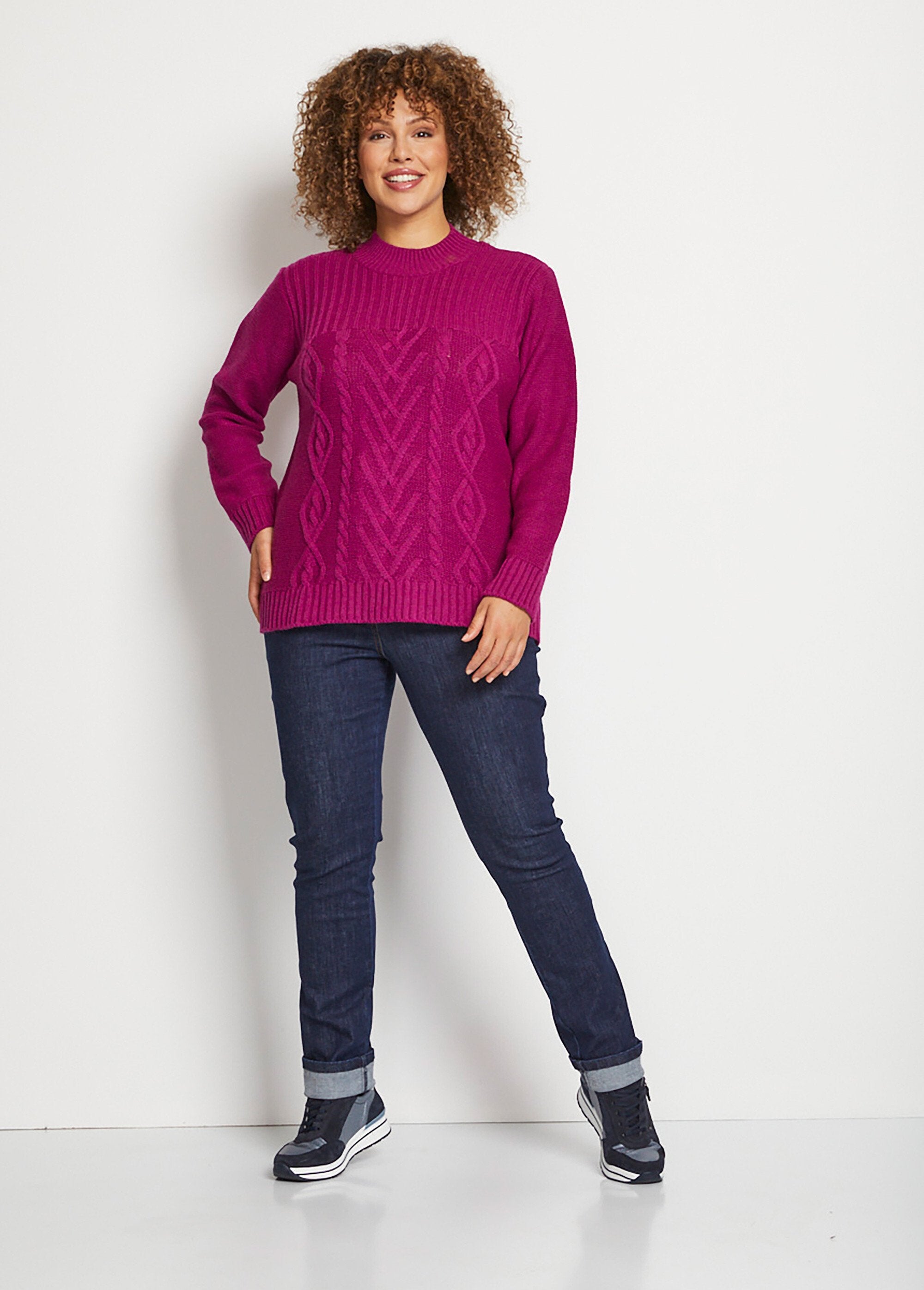 Le_pull__style_irlandais_Cassis_SF1_curvy