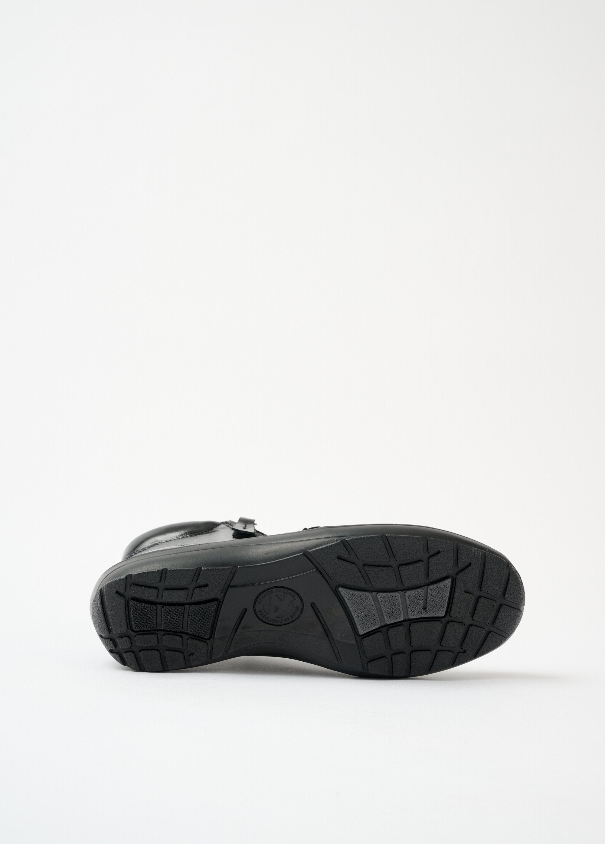 Low_boots_largeur_confort_zippés_cuir_fantaisie_Vernis_noir_UN1_slim