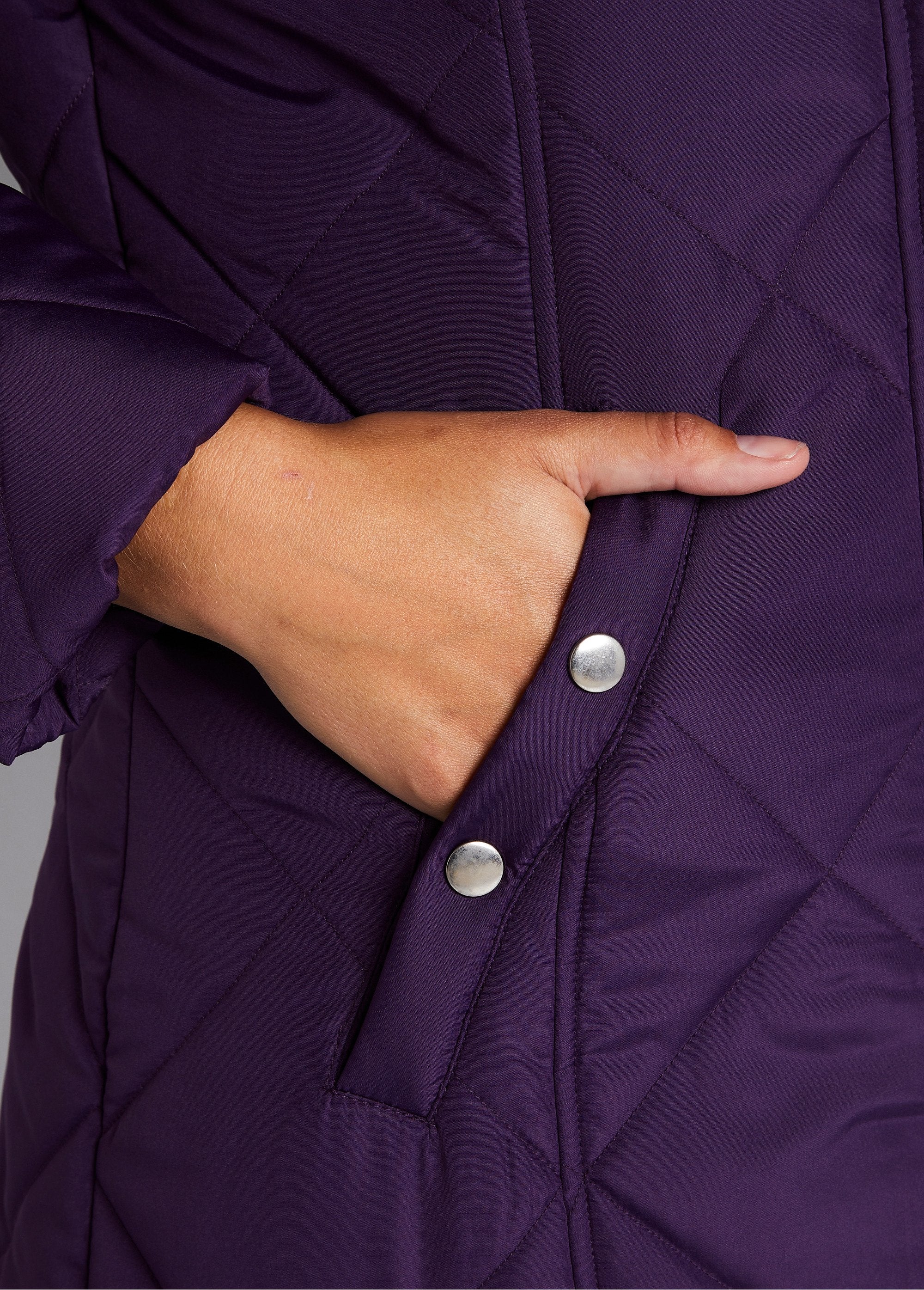 Manteau_hiver_long_matelassé_à_capuche_Quetsche_DE2_slim