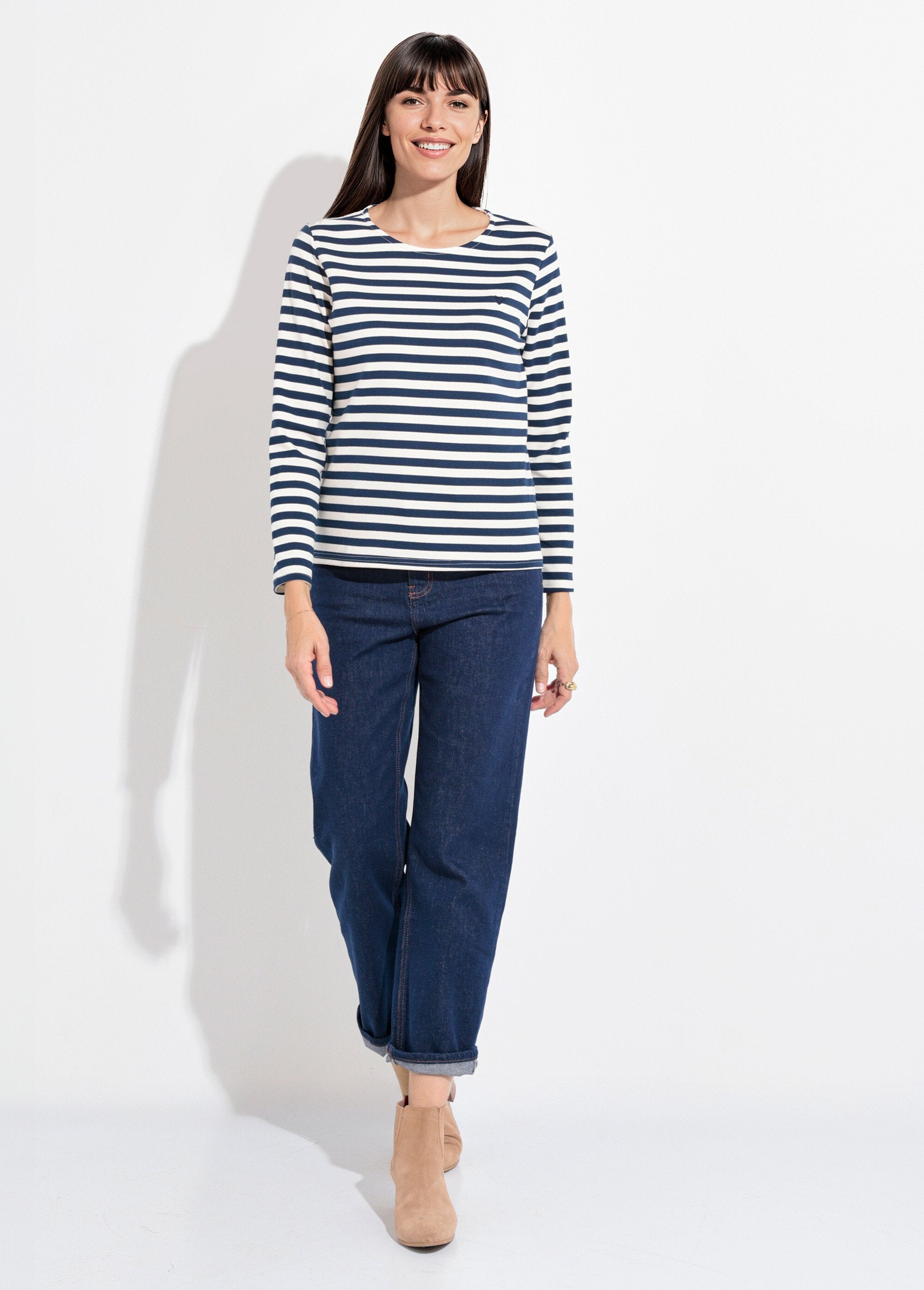 Marinière_col_rond_dégagé_broderie_coeur_Marine_SF1_slim