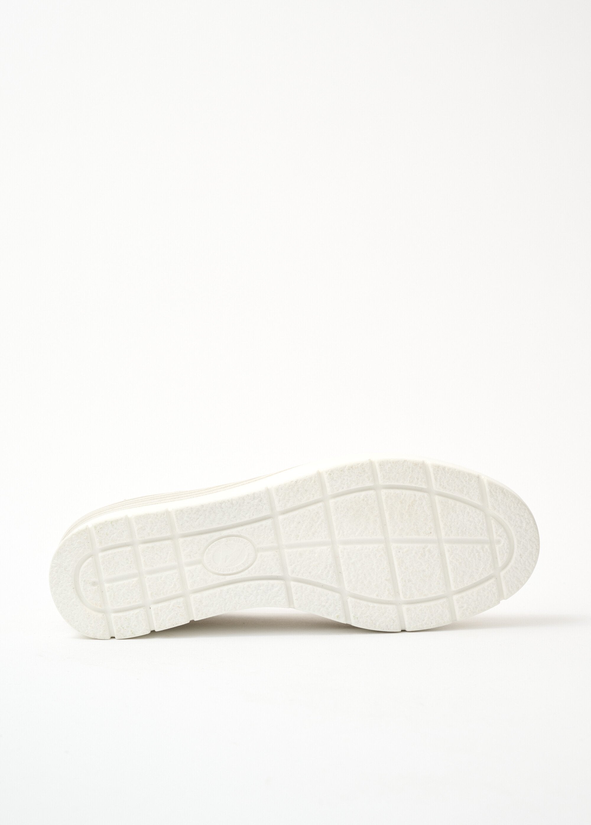 Mocassins_grande_largeur_cuir_brillant_Dore_UN1_slim