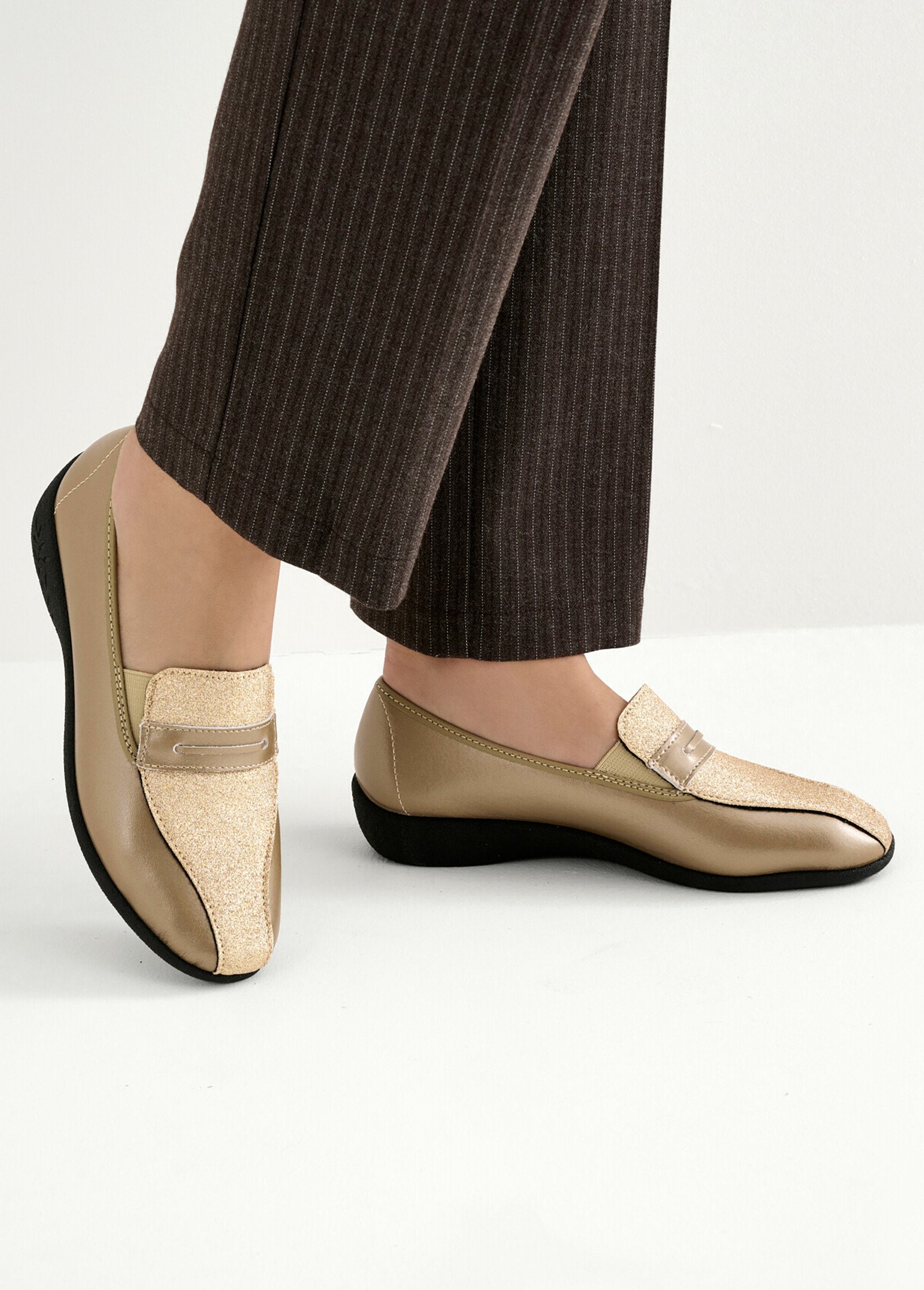 Mocassins_largeur_confort_élastiques_d'aisance_Bronze_SF1_slim