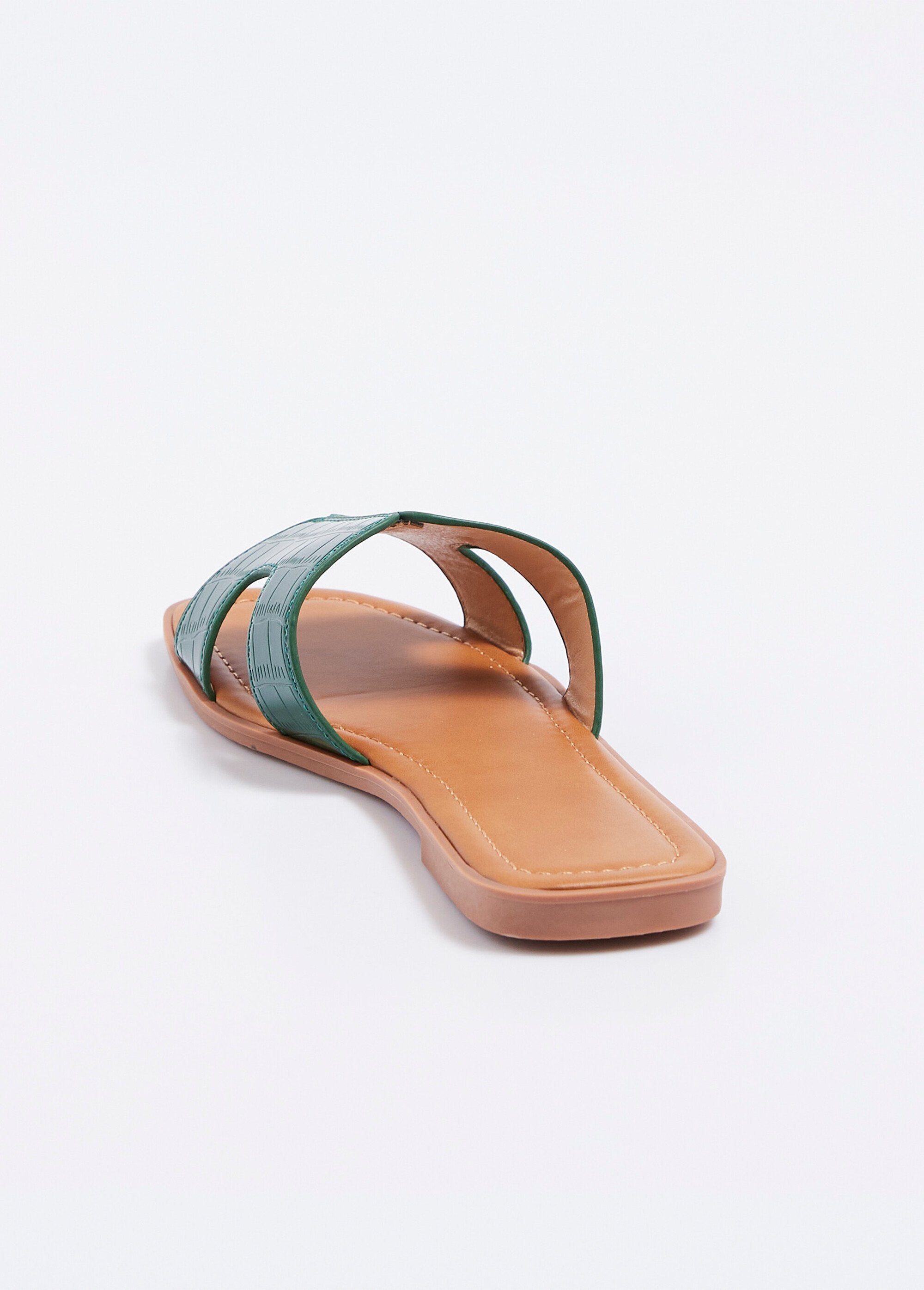 Mules_plates_vernies,_imitation_croco_Vernis_vert_DO1_slim
