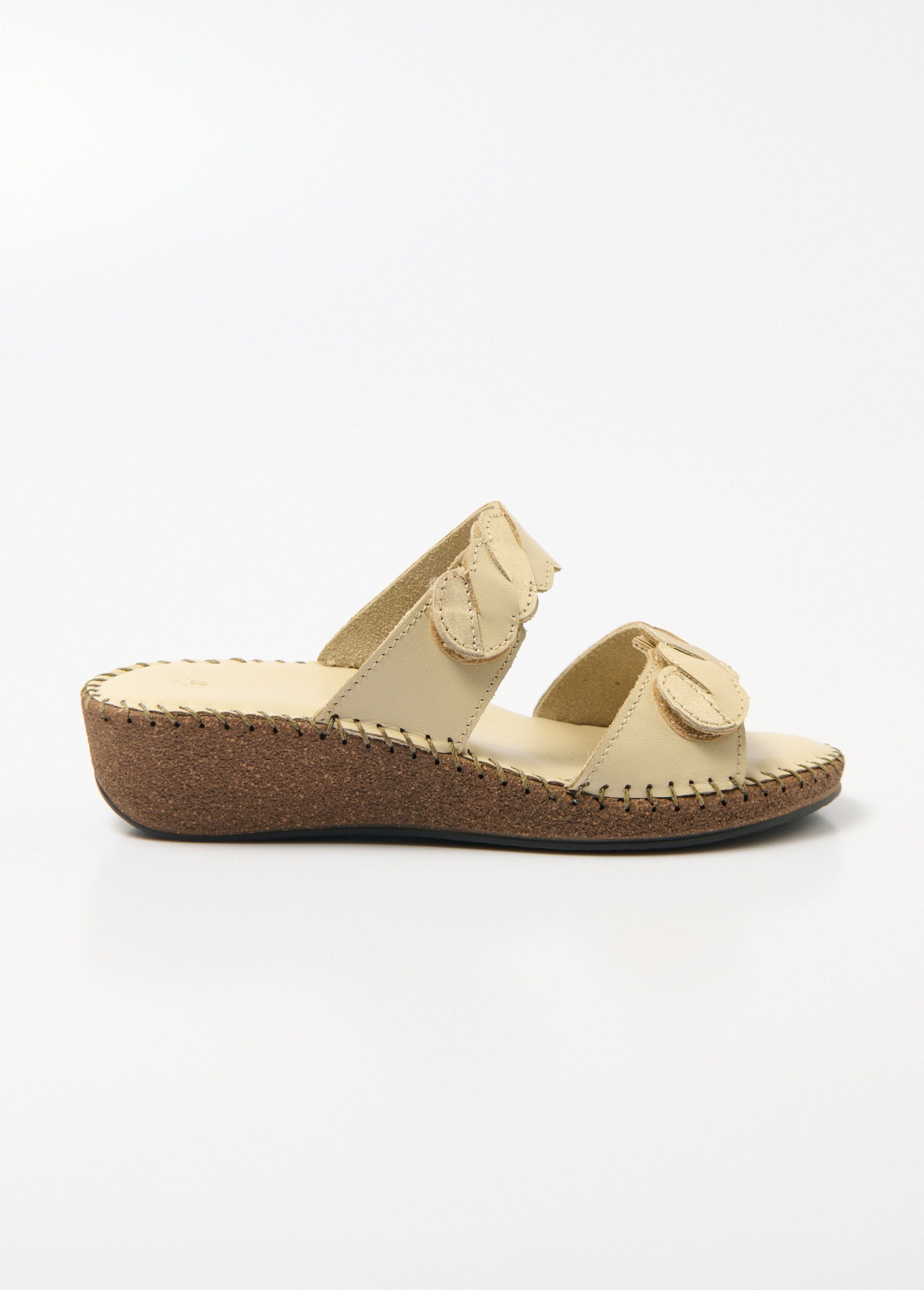 Leren_sleehakken,_comfort_wijdte_Beige_DR1_slim