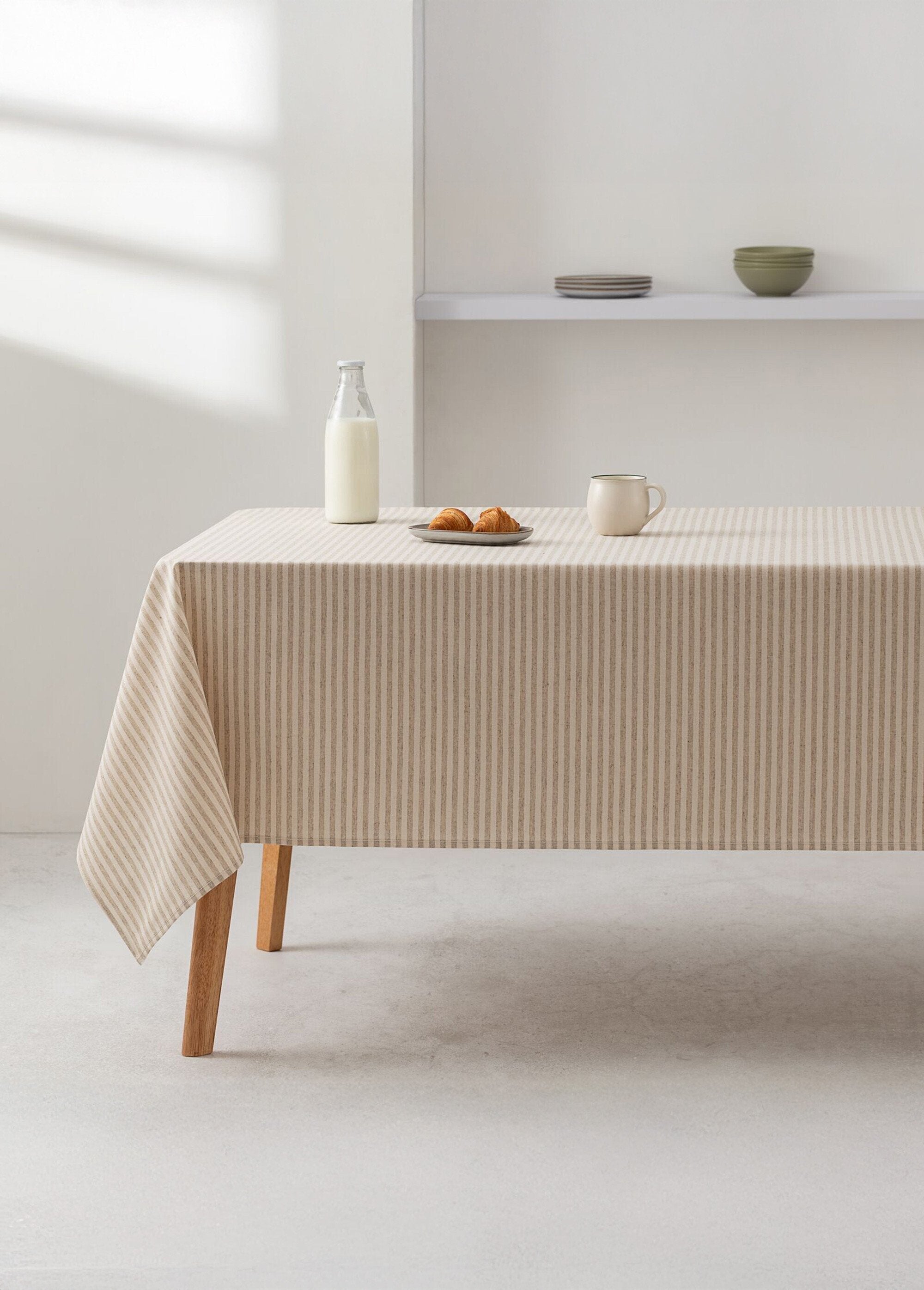 Stain-resistant_cotton_tablecloth_with_fine_stripes_Beige_SF1_slim