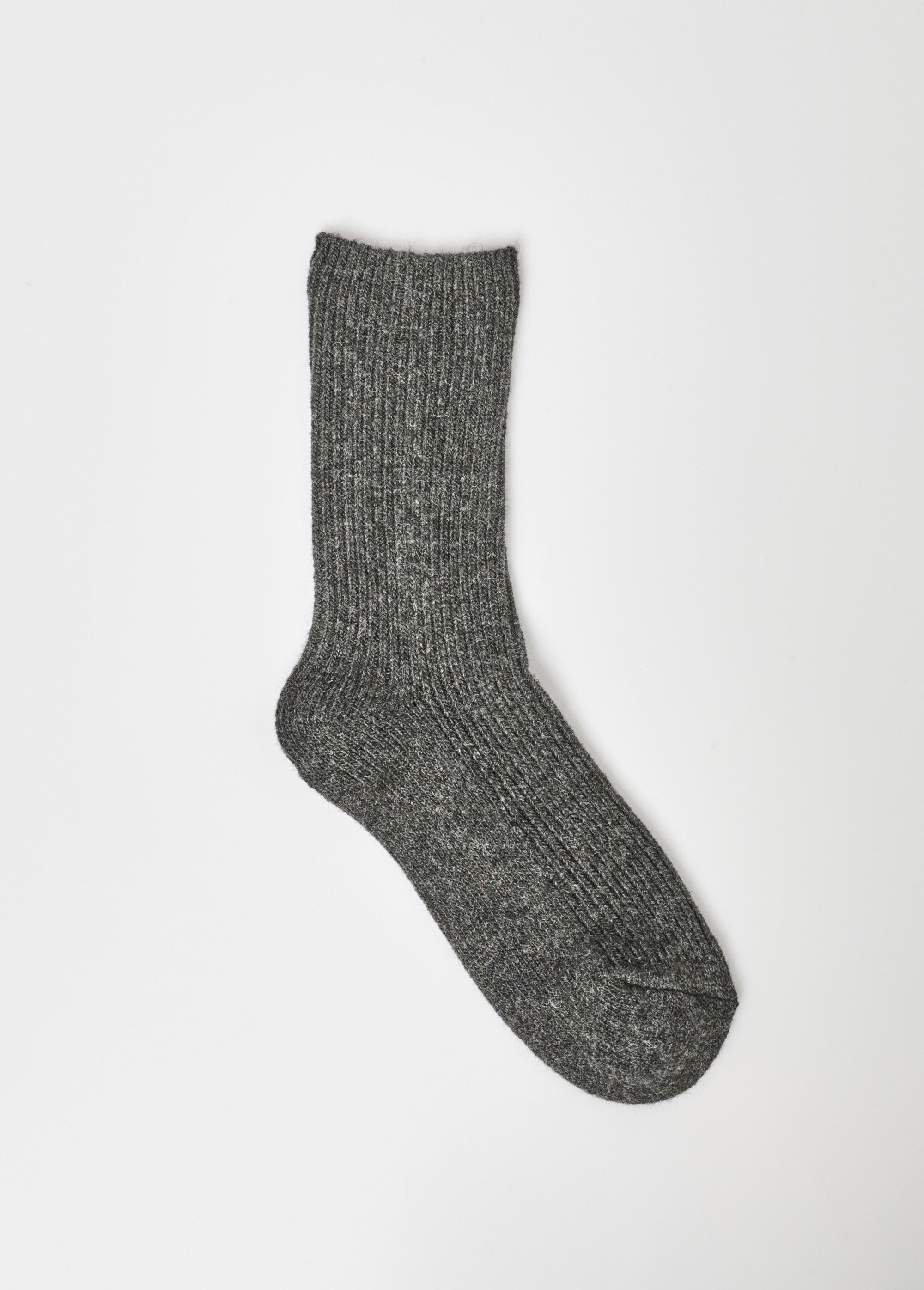 Paire_de_Chaussettes_laine,_fines_côtes_Gris_fonce_DE1_slim