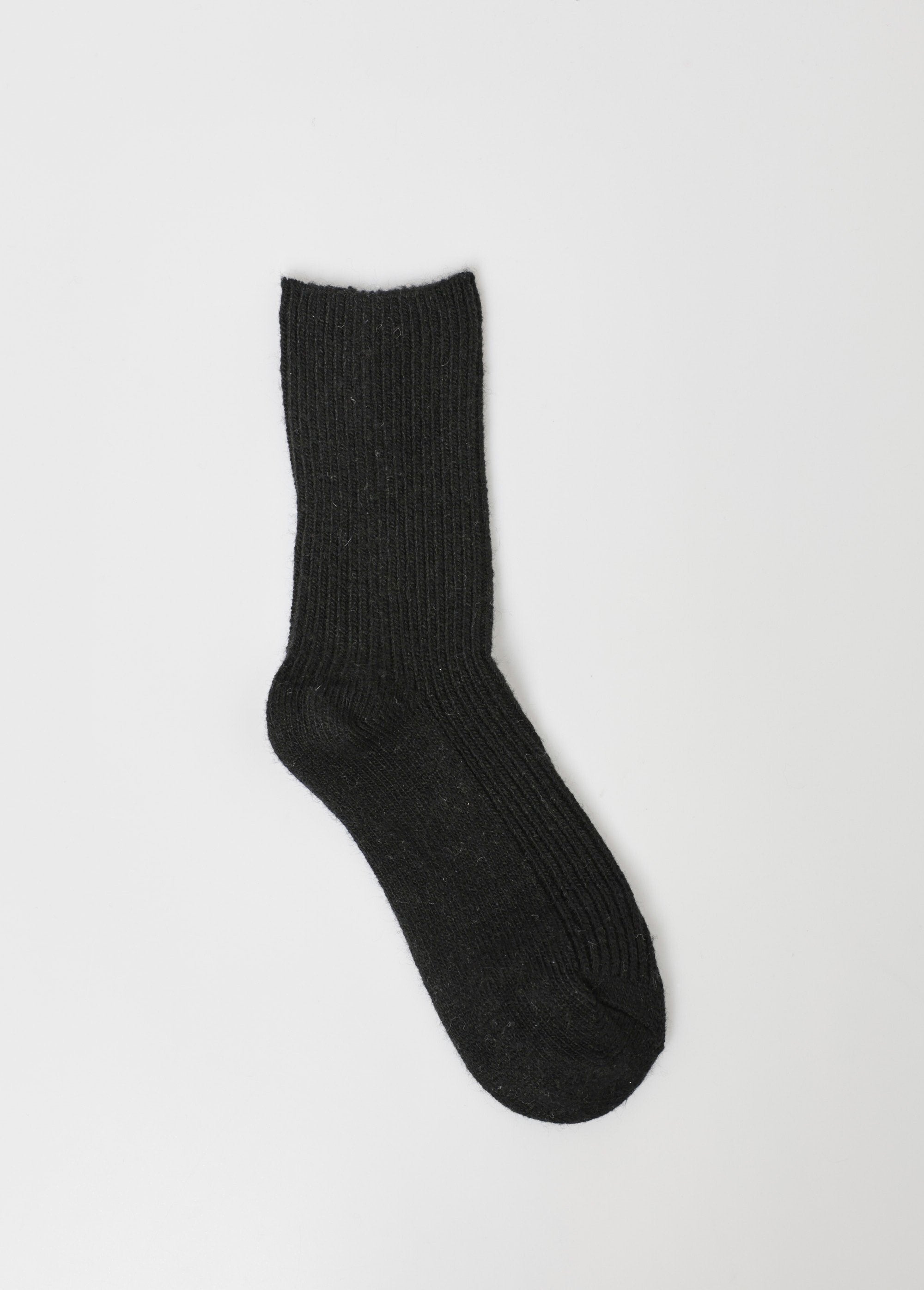 Paar_wollen_sokken,_fijne_ribbels_Noir_DE1_slim