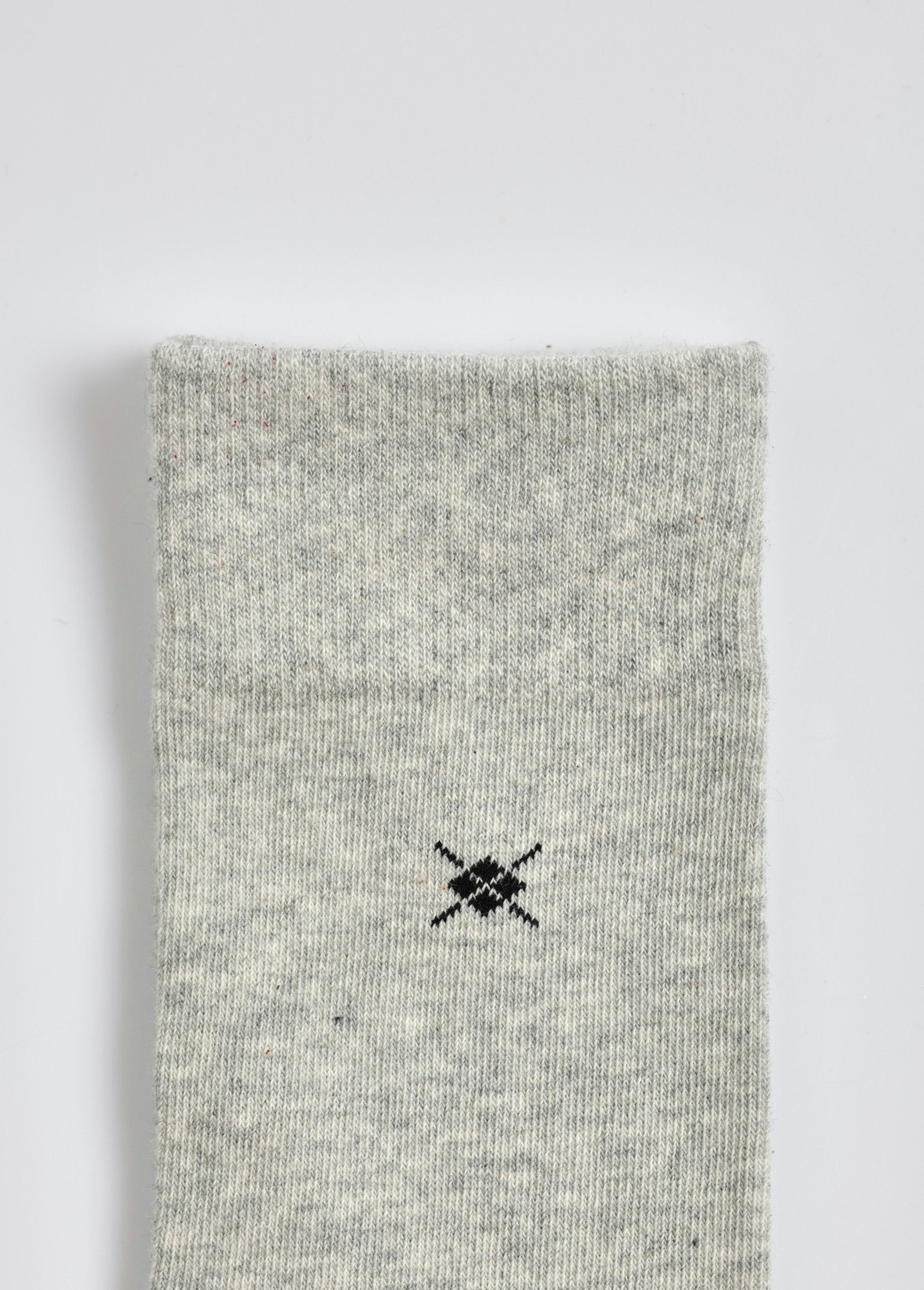 Paar_sokken_met_patroon_Assortis_noir_DE2_slim