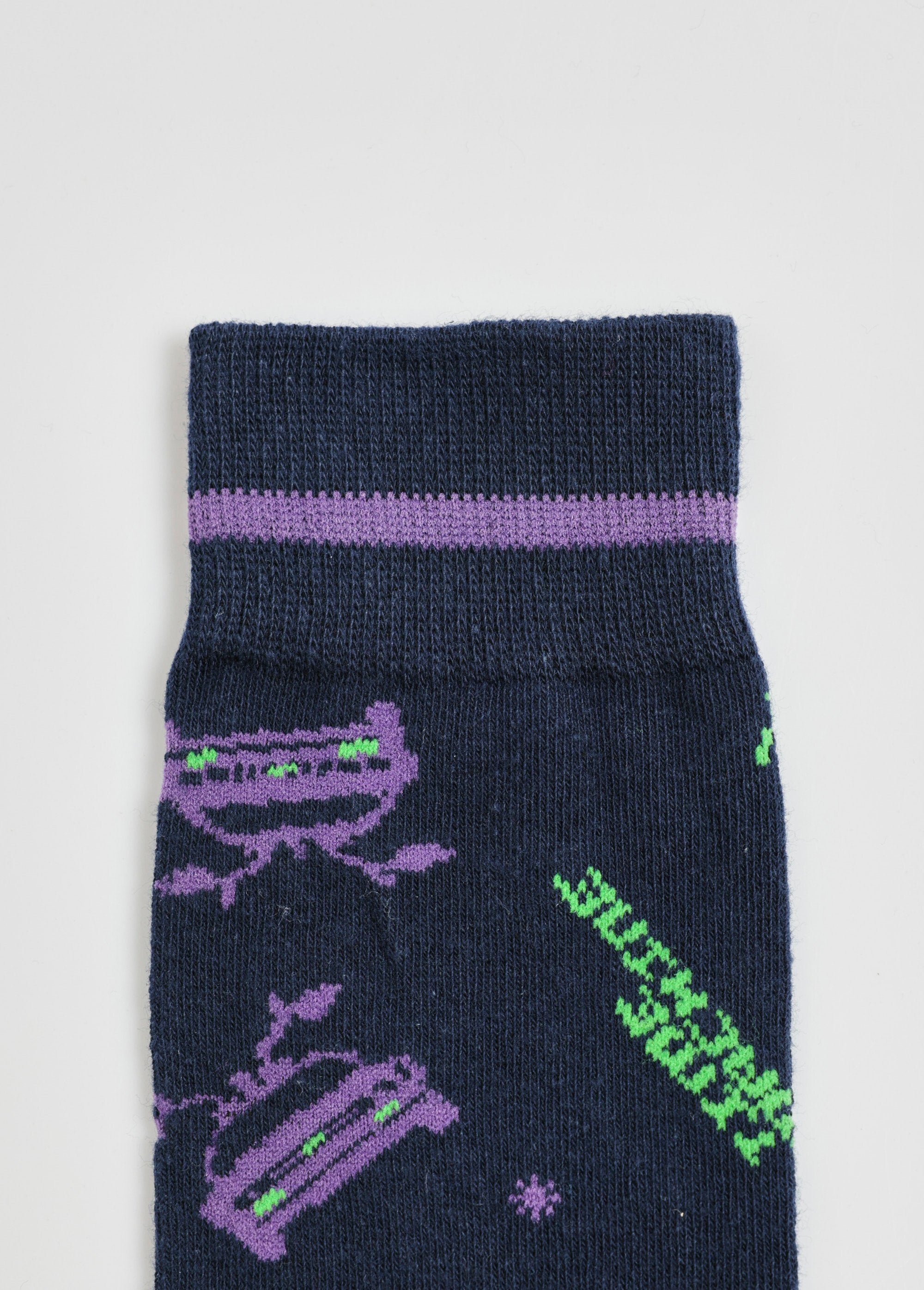 Paire_de_chaussettes_Retour_vers_le_Futur_Violet_DE2_slim