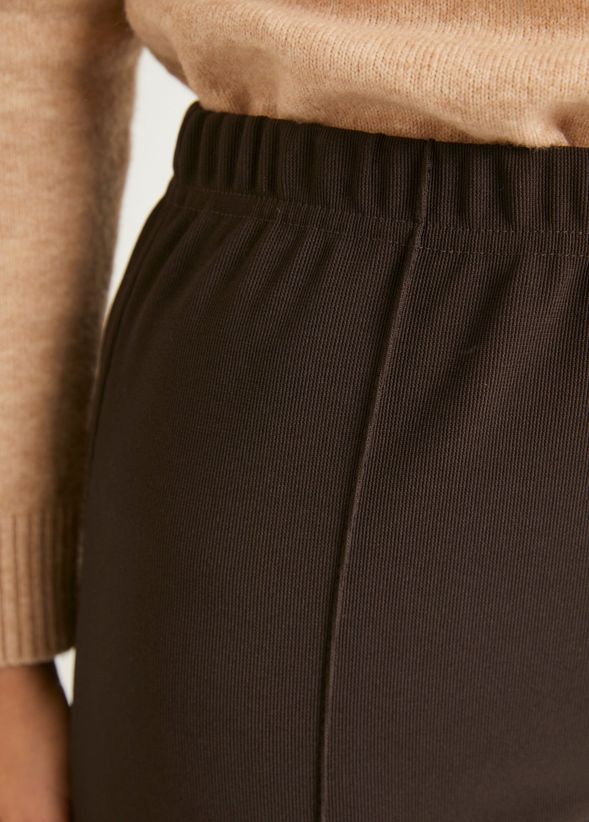 Pantacourt_taille_élastiquée_côtelé_Marron_DE1_slim