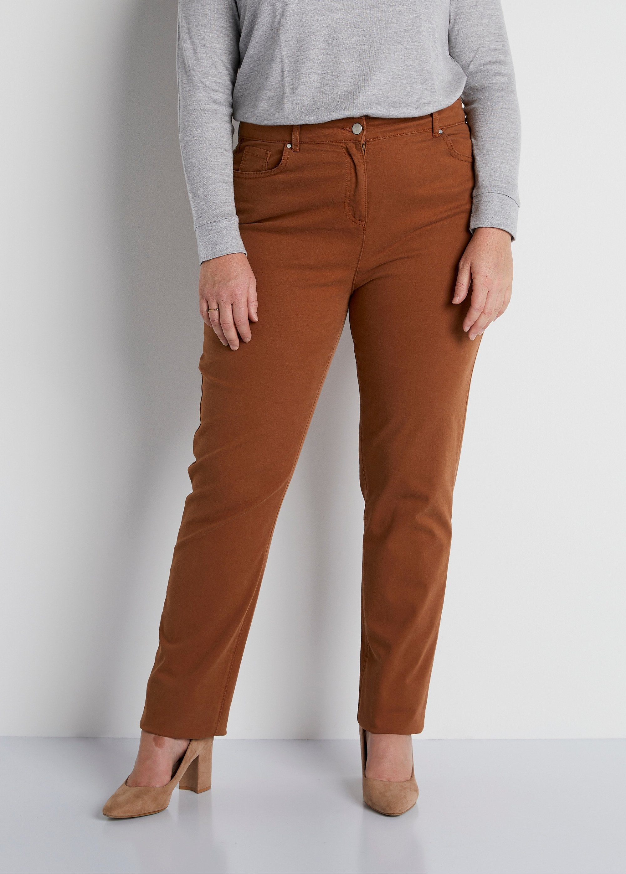 Pantalon_droit_5_poches_coton_stretch_Ecureuil_FA2_curvy