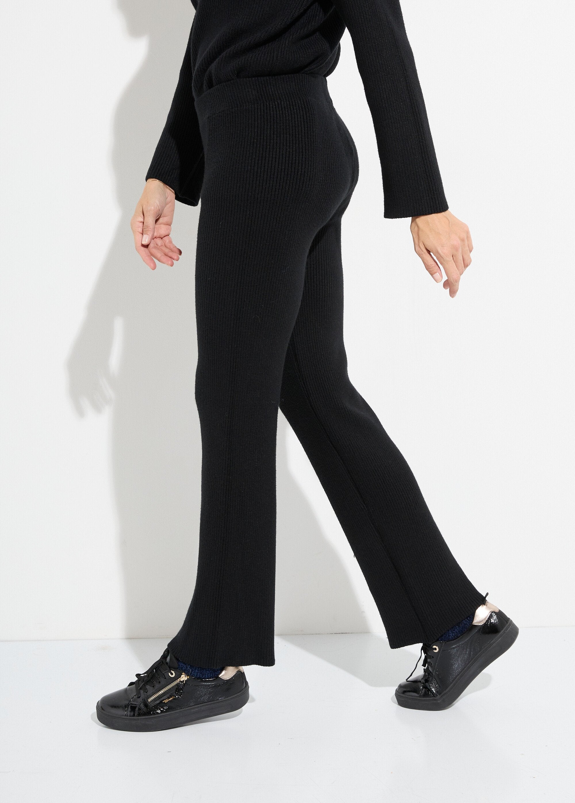 Pantalon_confort_en_maille_cotelée_Noir_GA1_slim