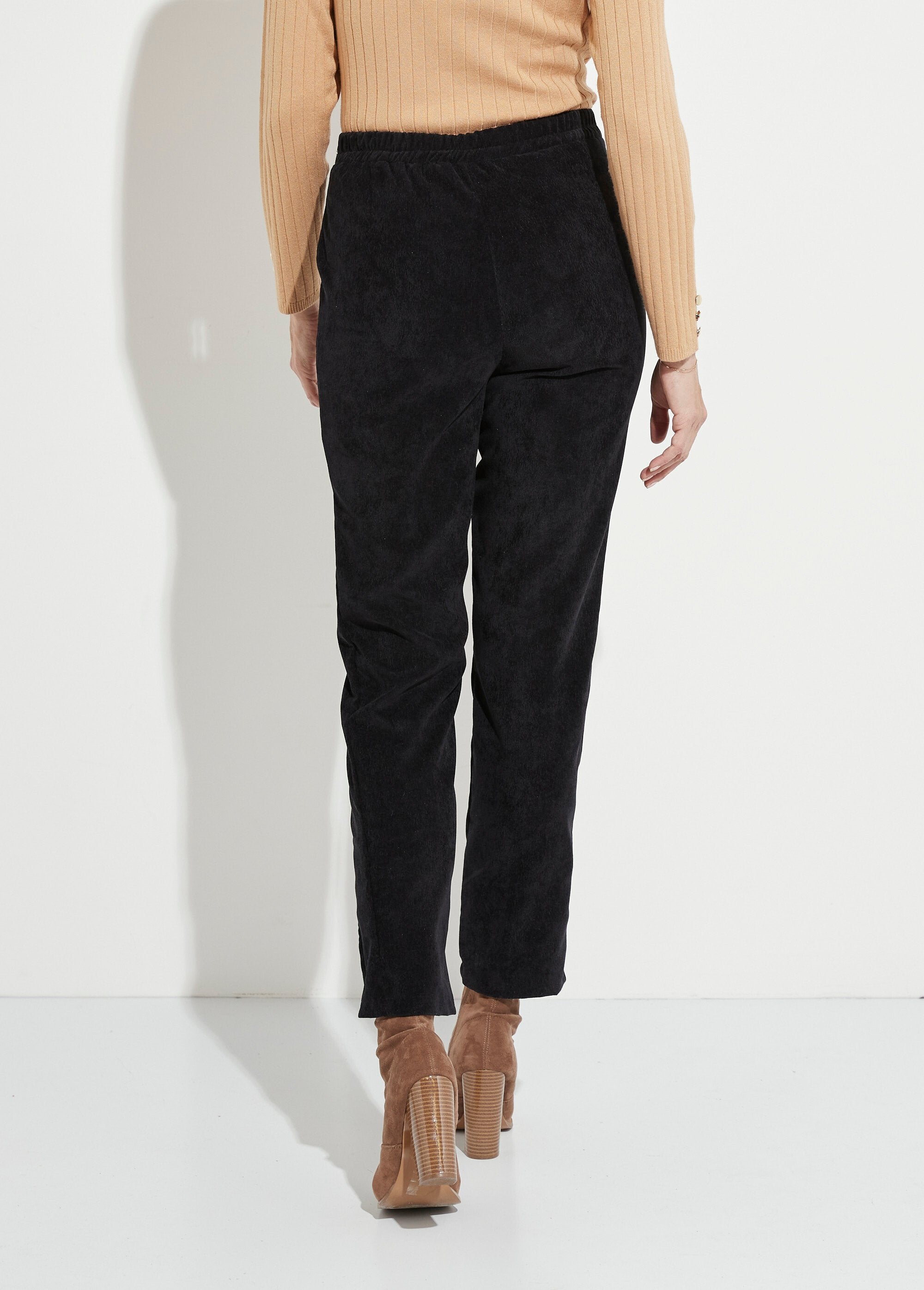 Pantalon_droit_taille_élastiquée_velours_milleraies_Noir_DO1_slim